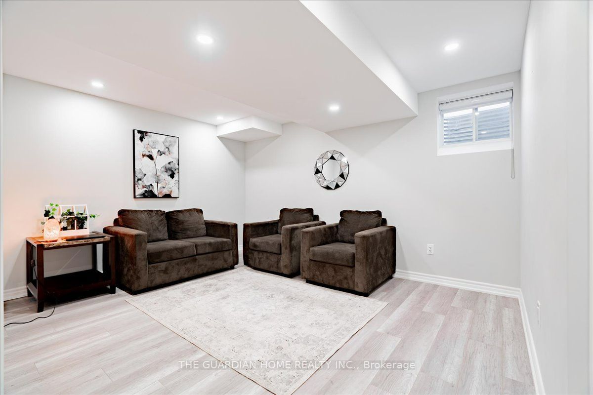 45 Barkerville Drive Property Photo 41