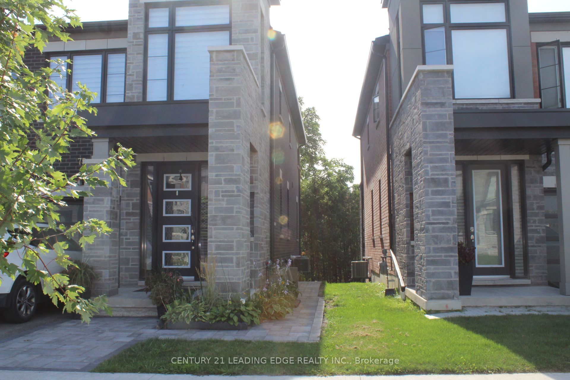 75 Pine Gate Place Property Photo 1