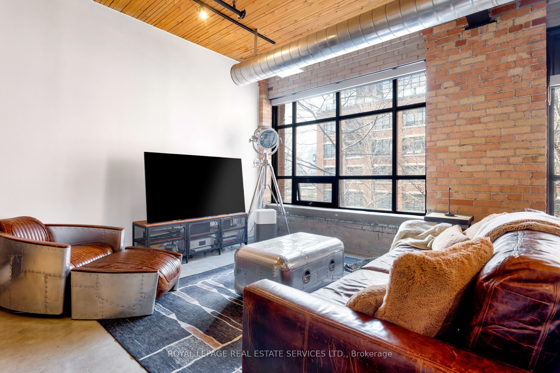 68 Broadview Avenue 326 Property Photo 8