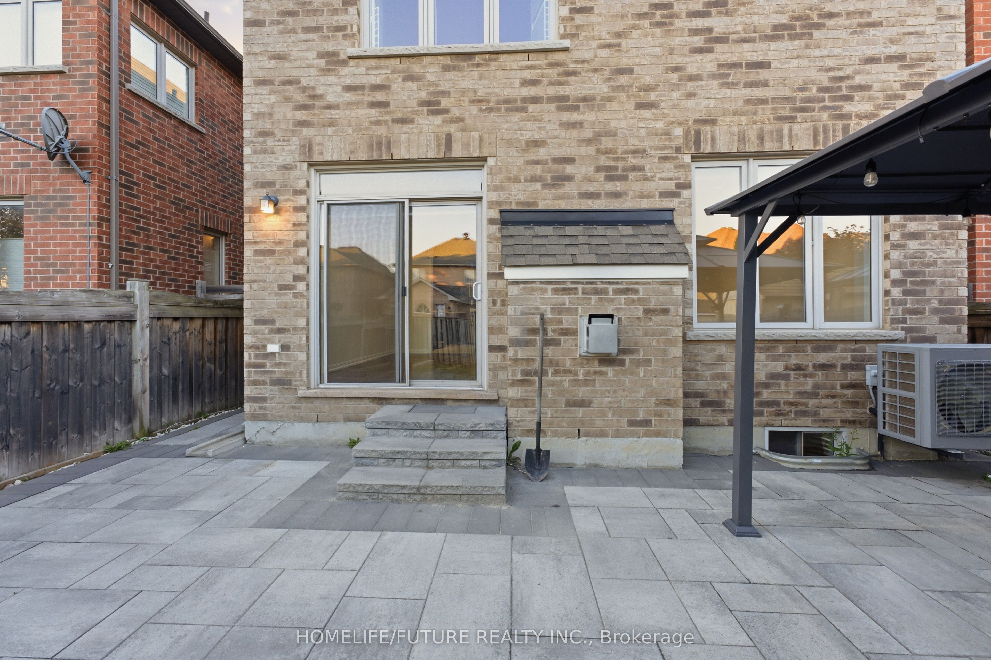7 Beverton Crescent Property Photo 12
