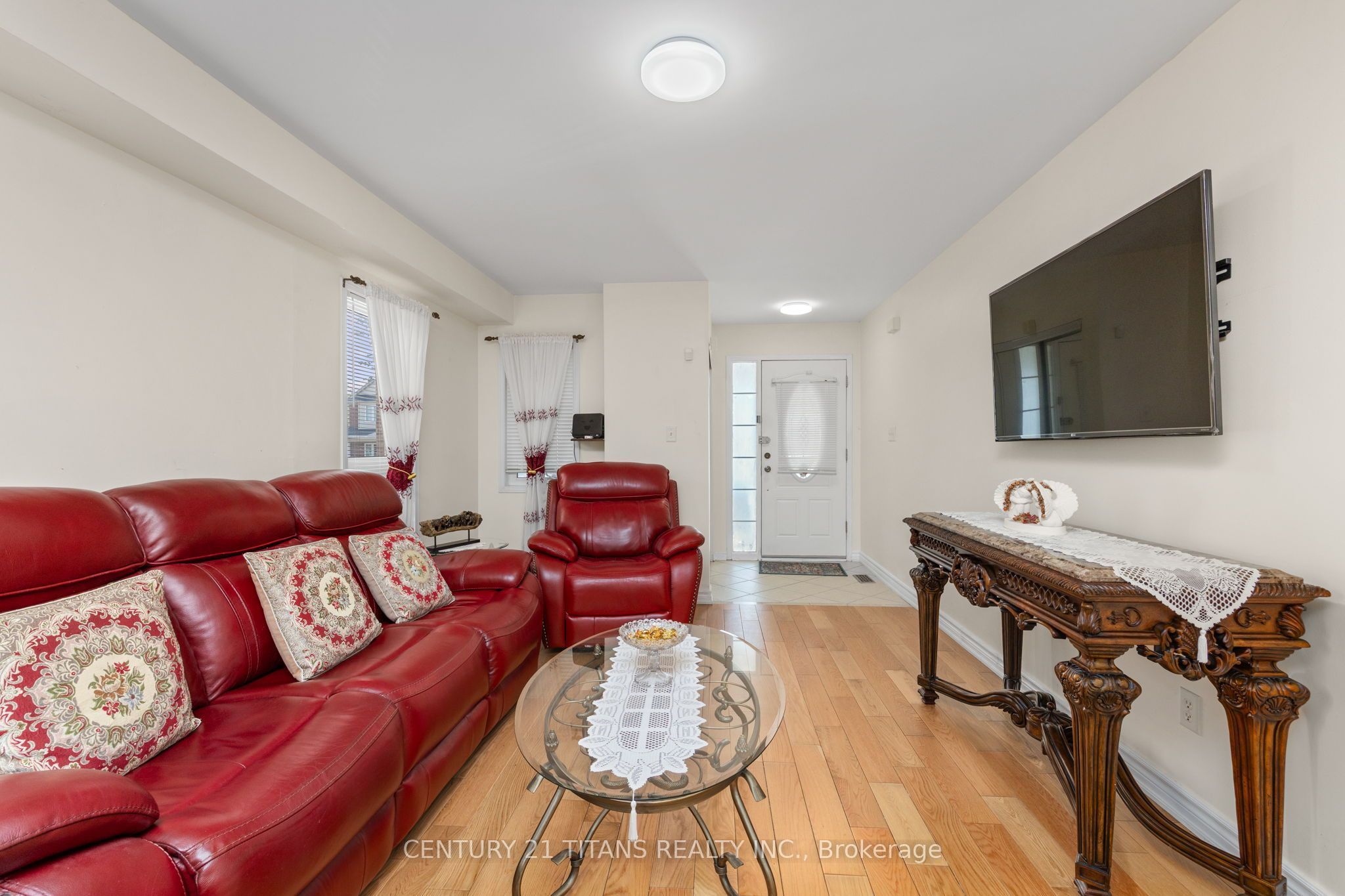 69 Rampart Crescent Property Photo 6