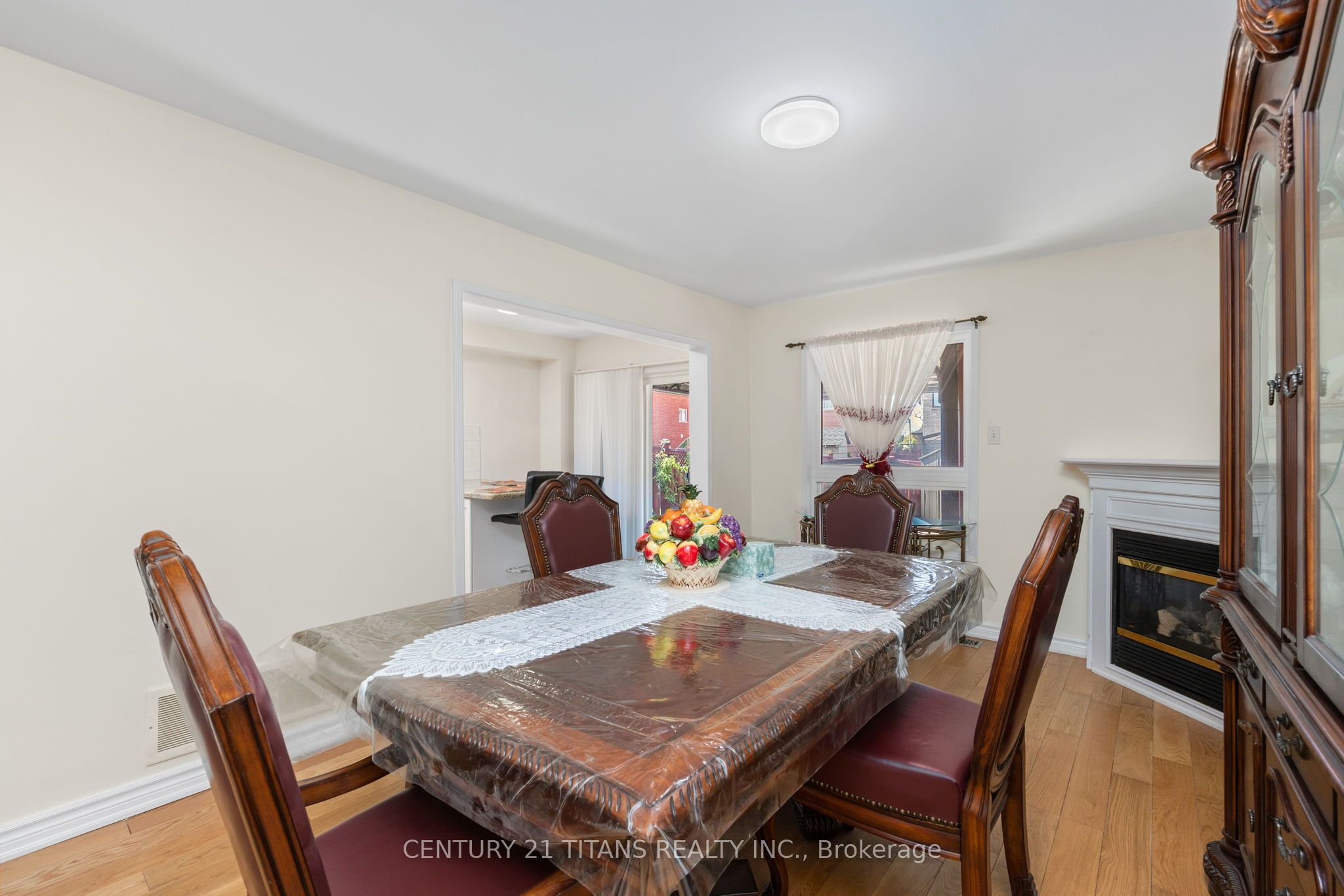 69 Rampart Crescent Property Photo 9