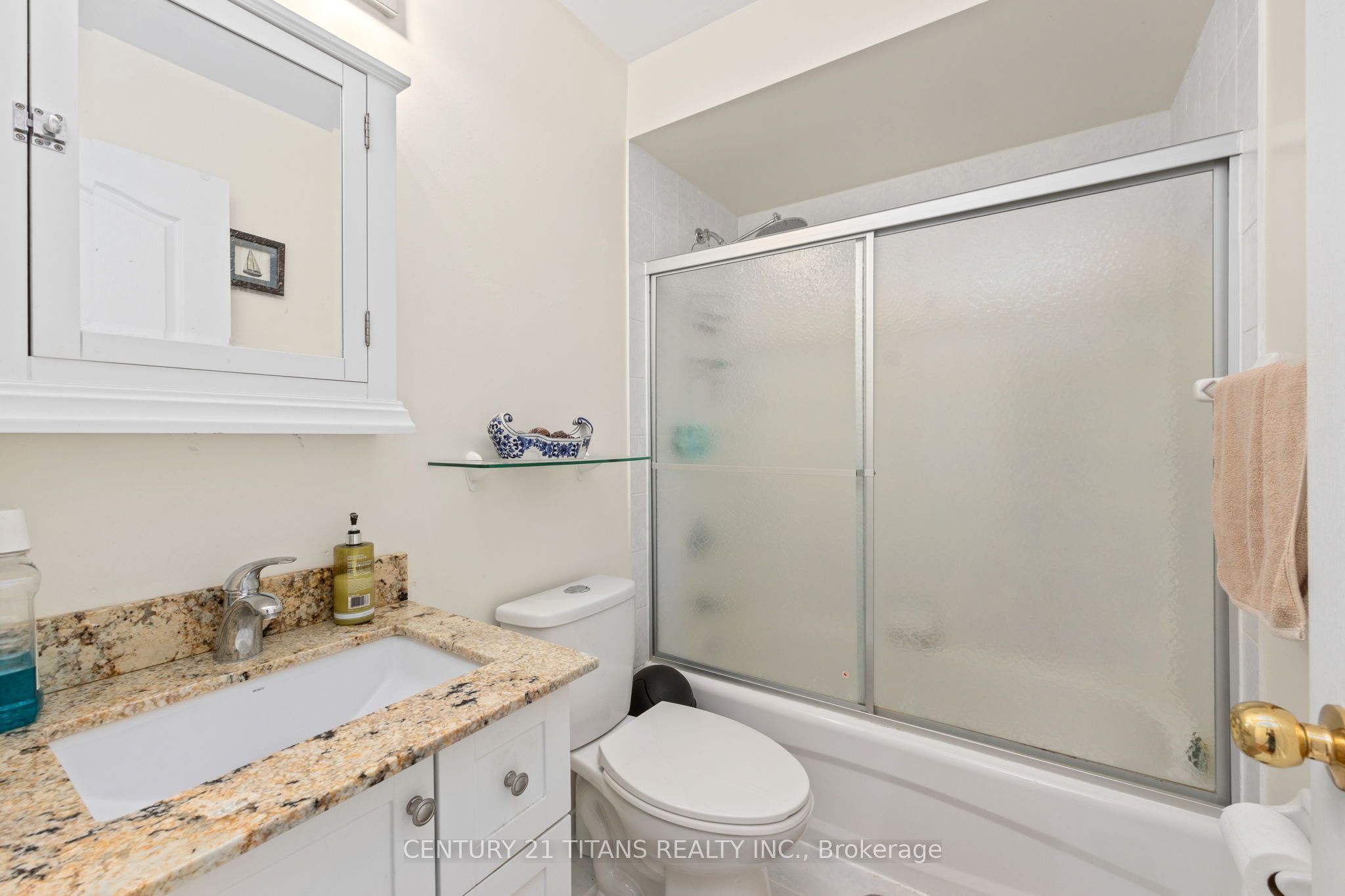 69 Rampart Crescent Property Photo 13