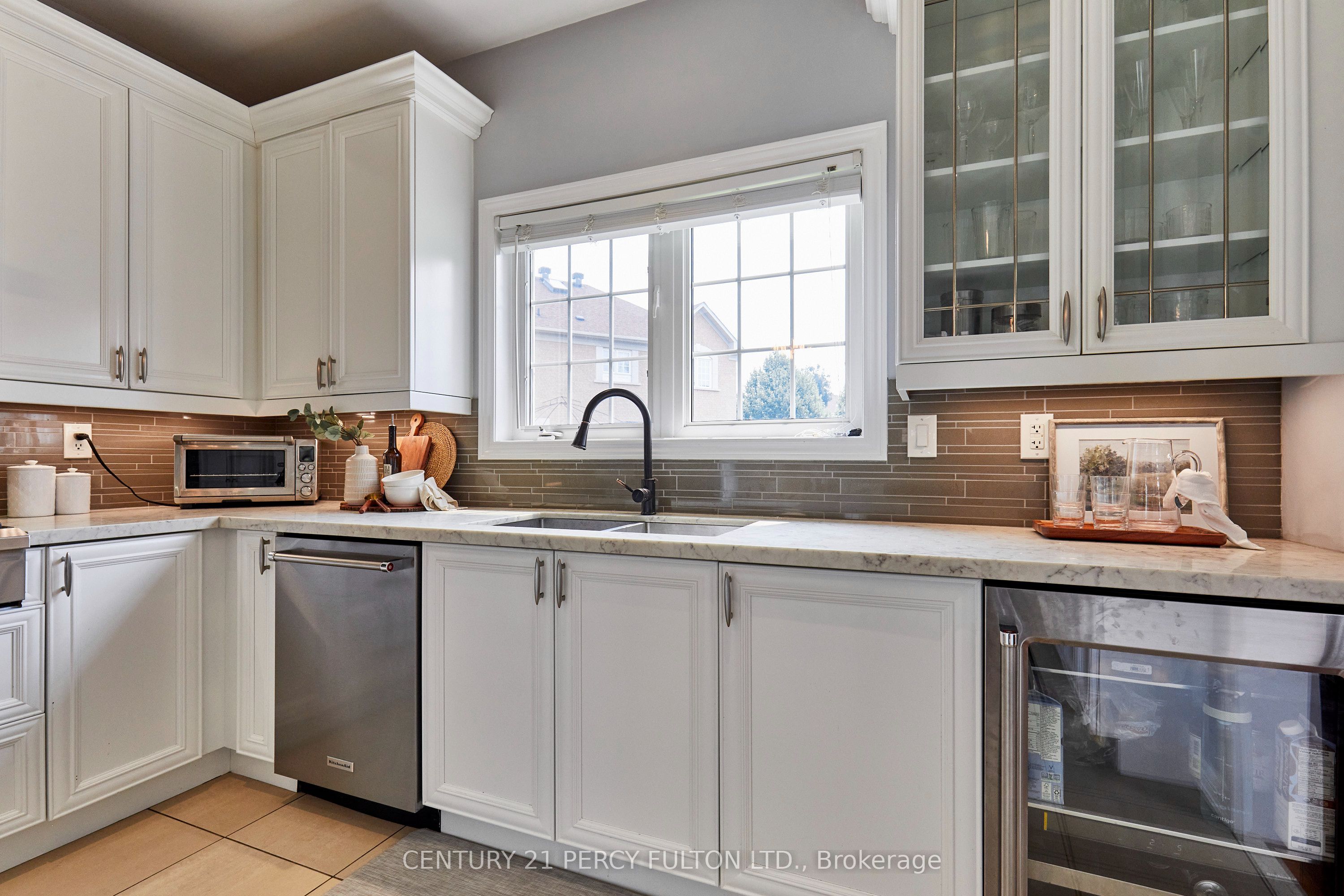 8 Mackeller Court Property Photo 14