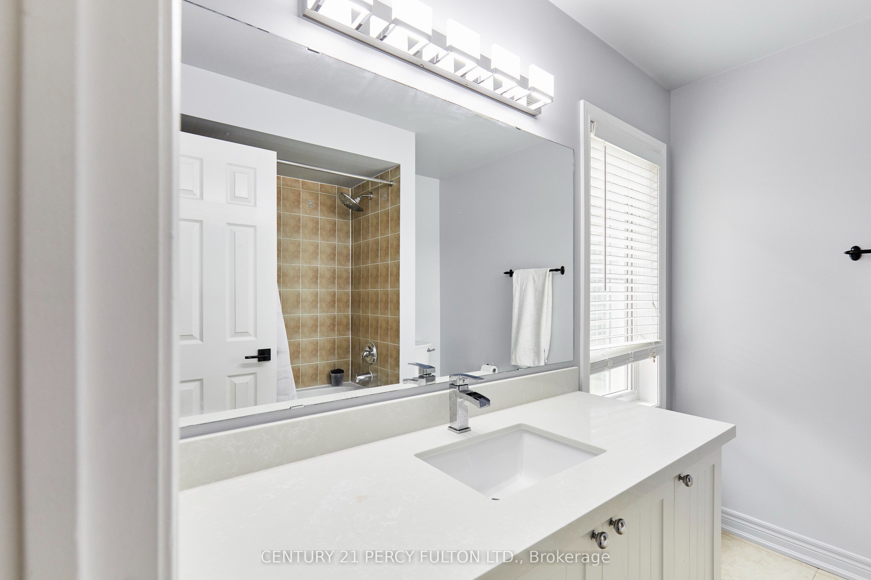 8 Mackeller Court Property Photo 33