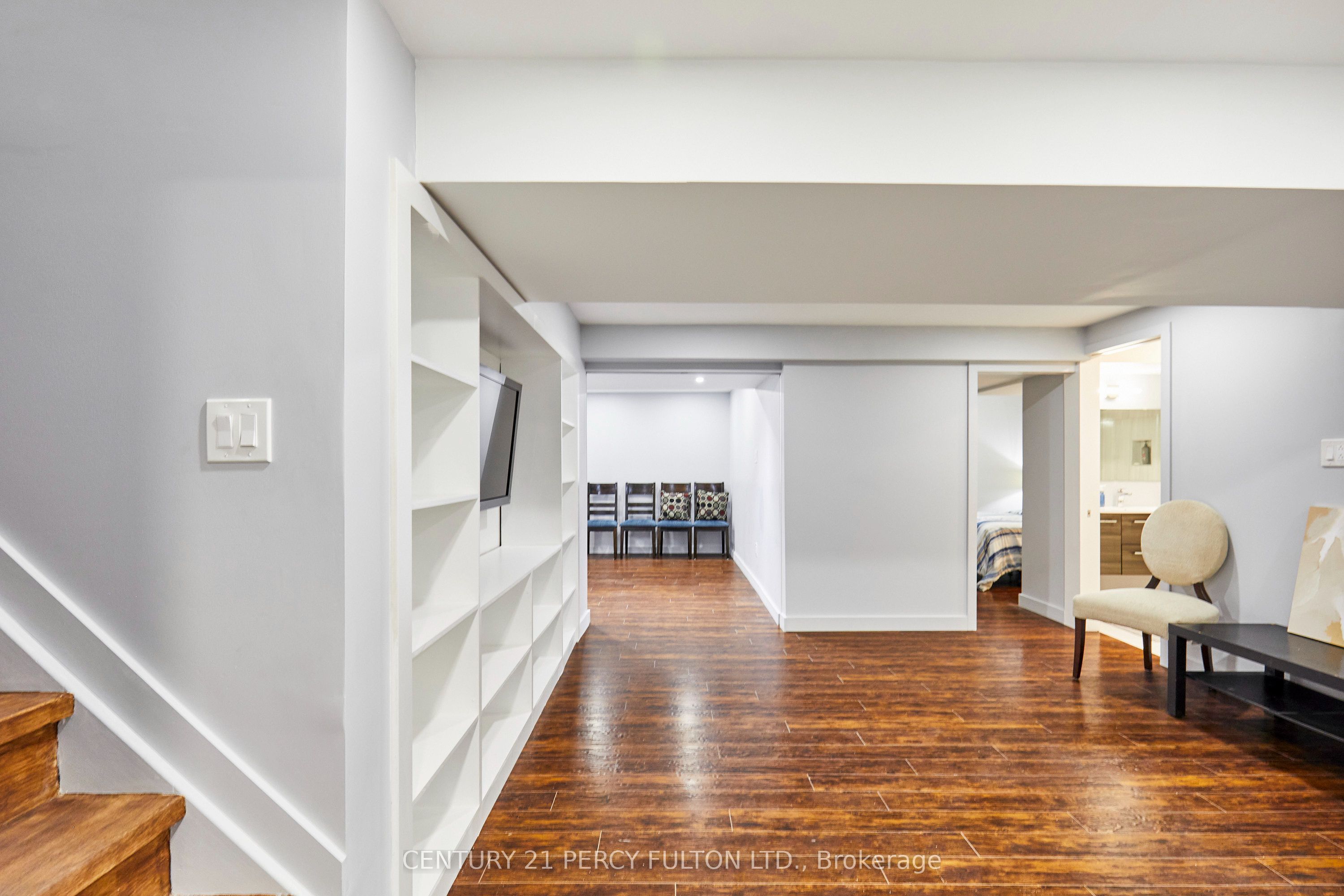 8 Mackeller Court Property Photo 37