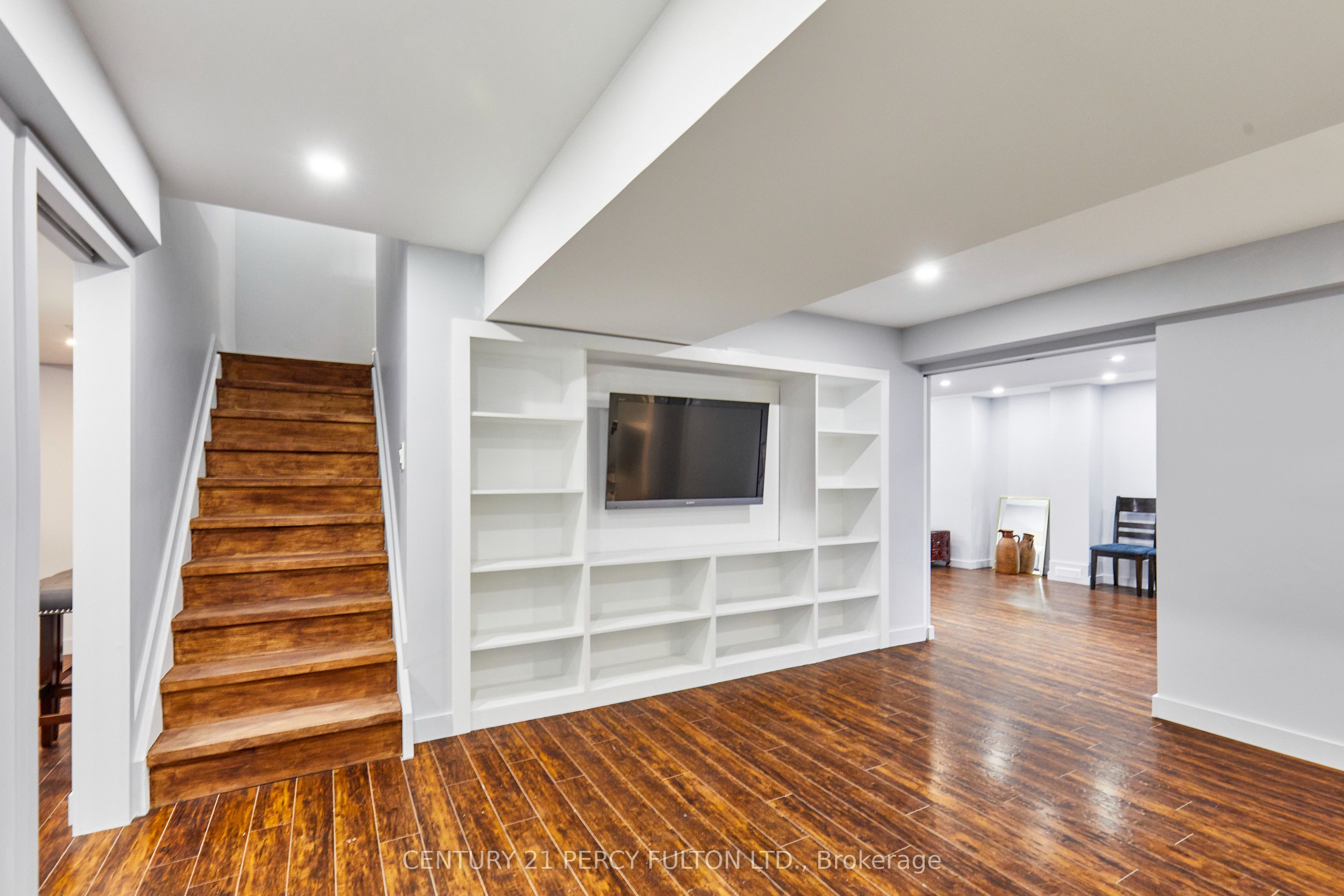 8 Mackeller Court Property Photo 38