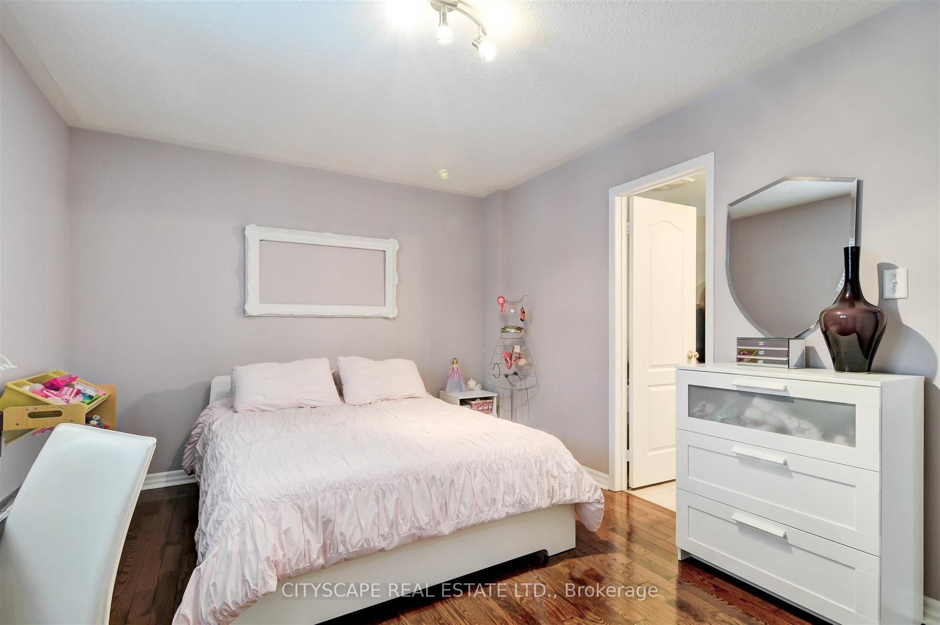 353 Sparrow Circle Property Photo 16