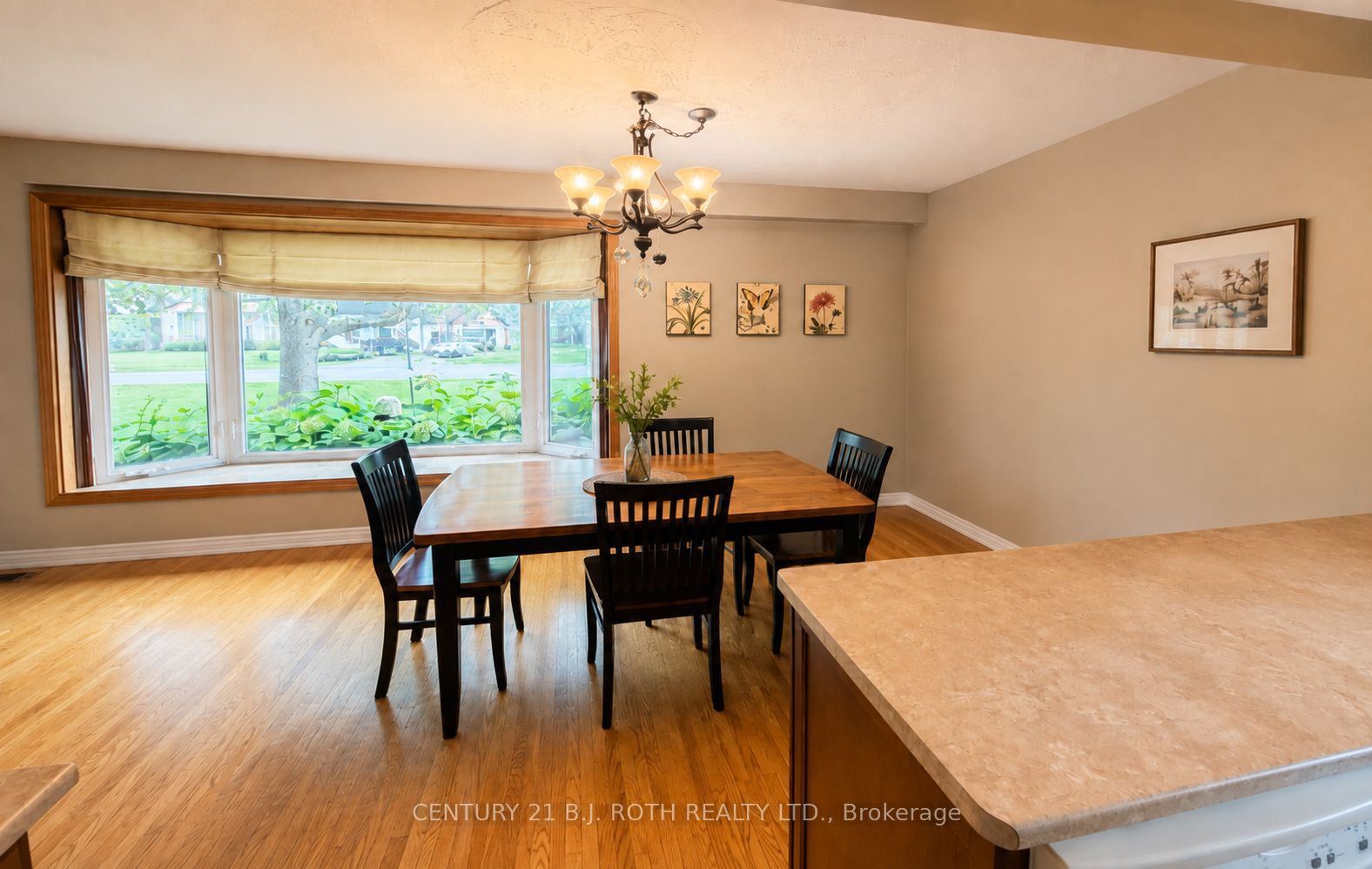 72 Allan Street Property Photo 6