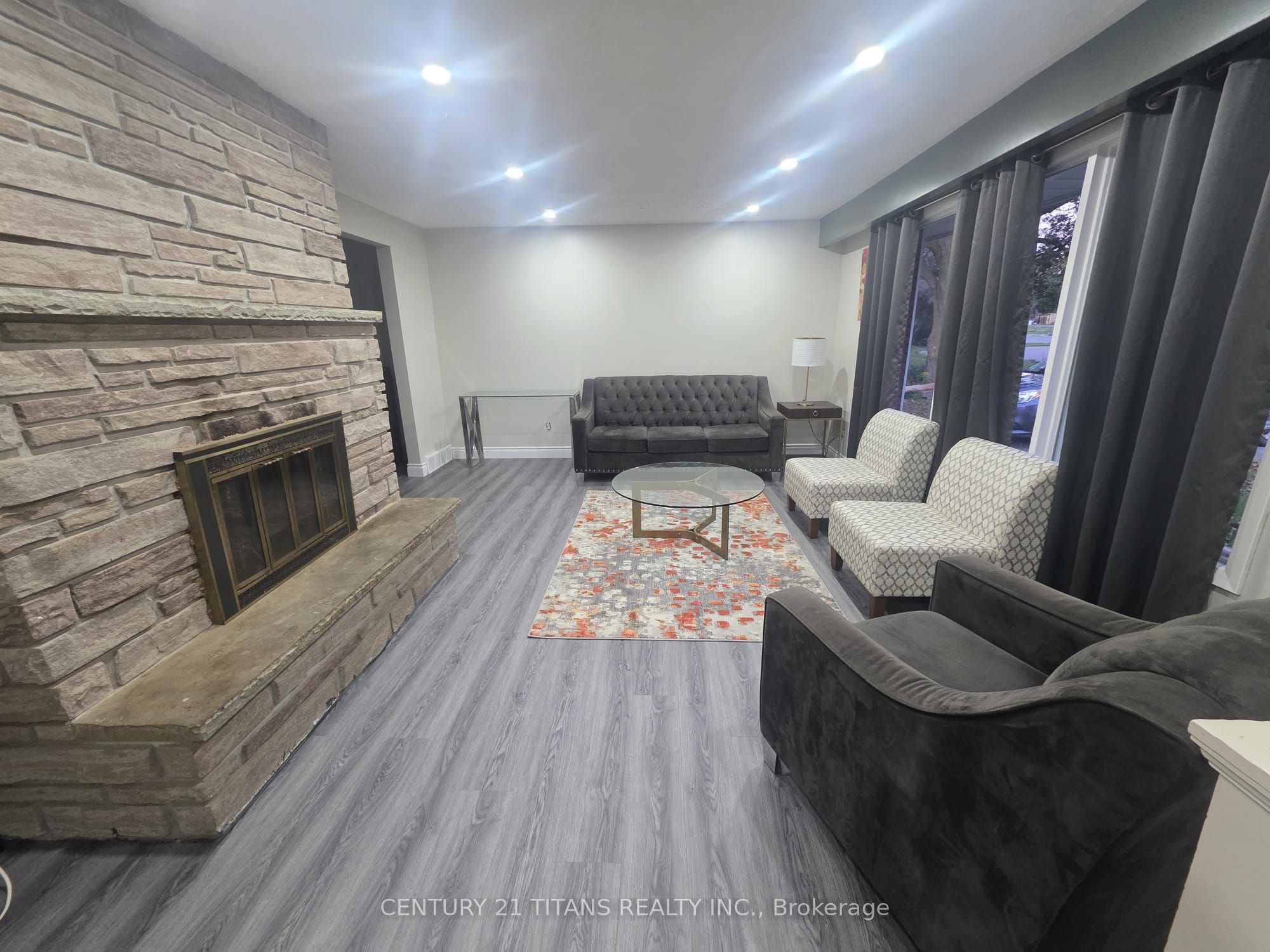 1602 Hwy 2 N Property Photo 6