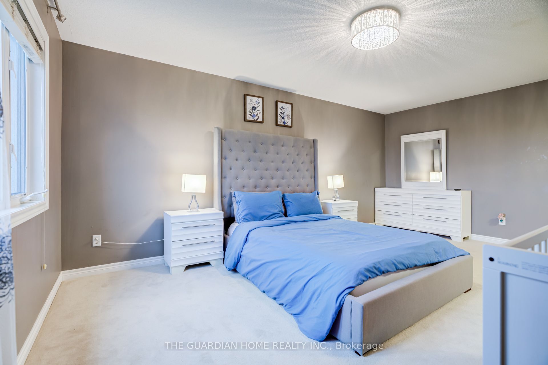 1214 Harlstone Crescent Property Photo 33