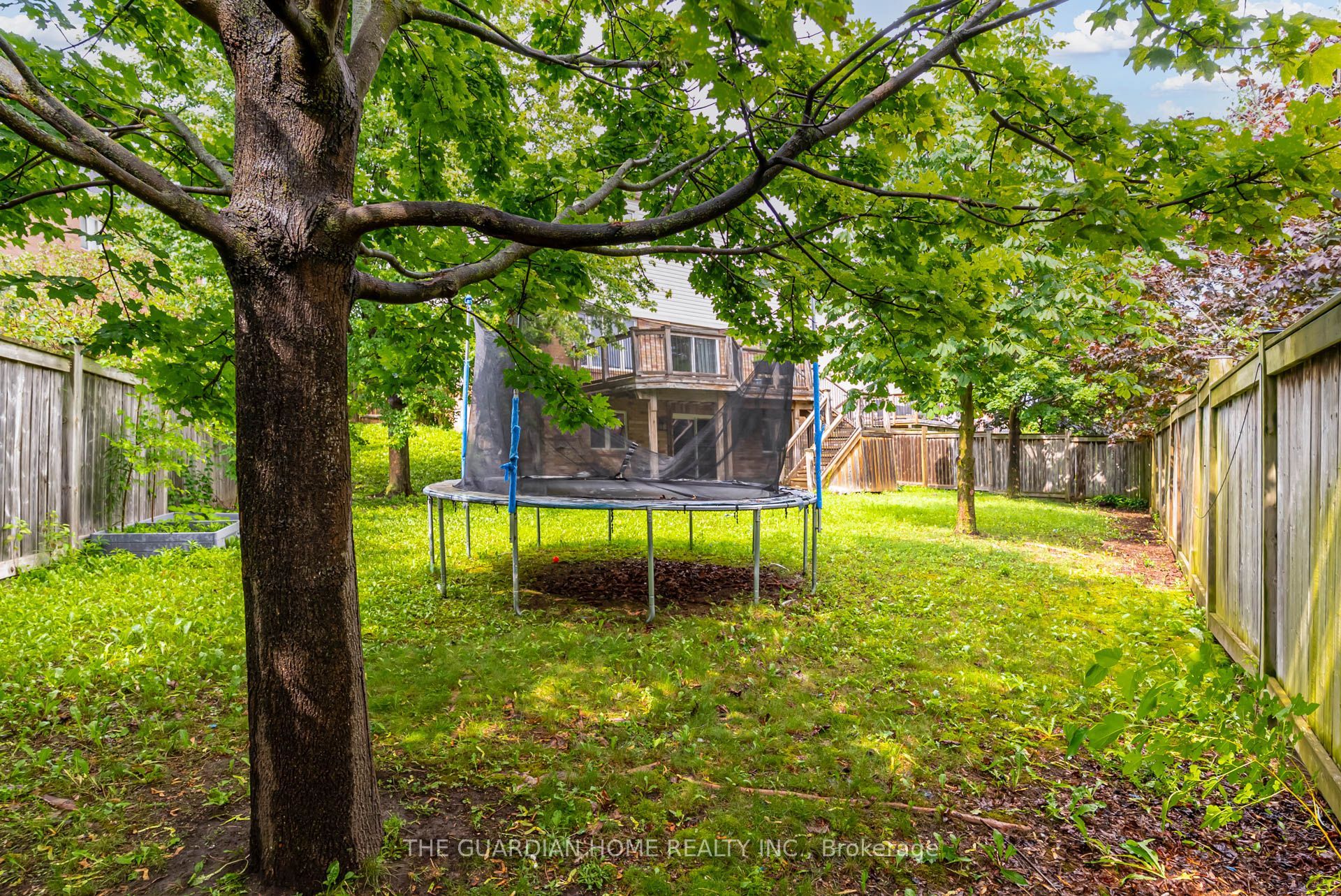 1214 Harlstone Crescent Property Photo 48
