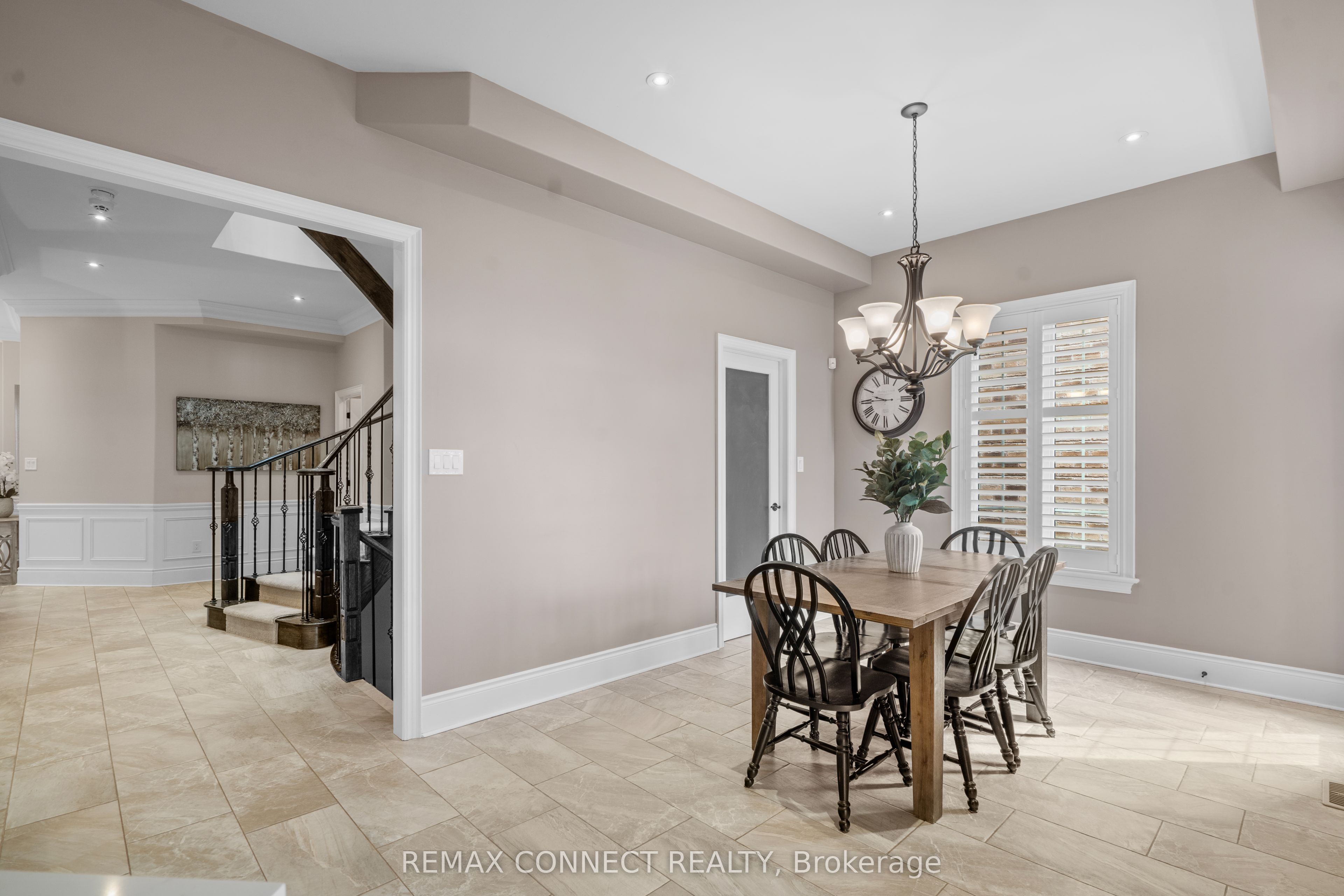 120 Sharplin Drive Property Photo 14