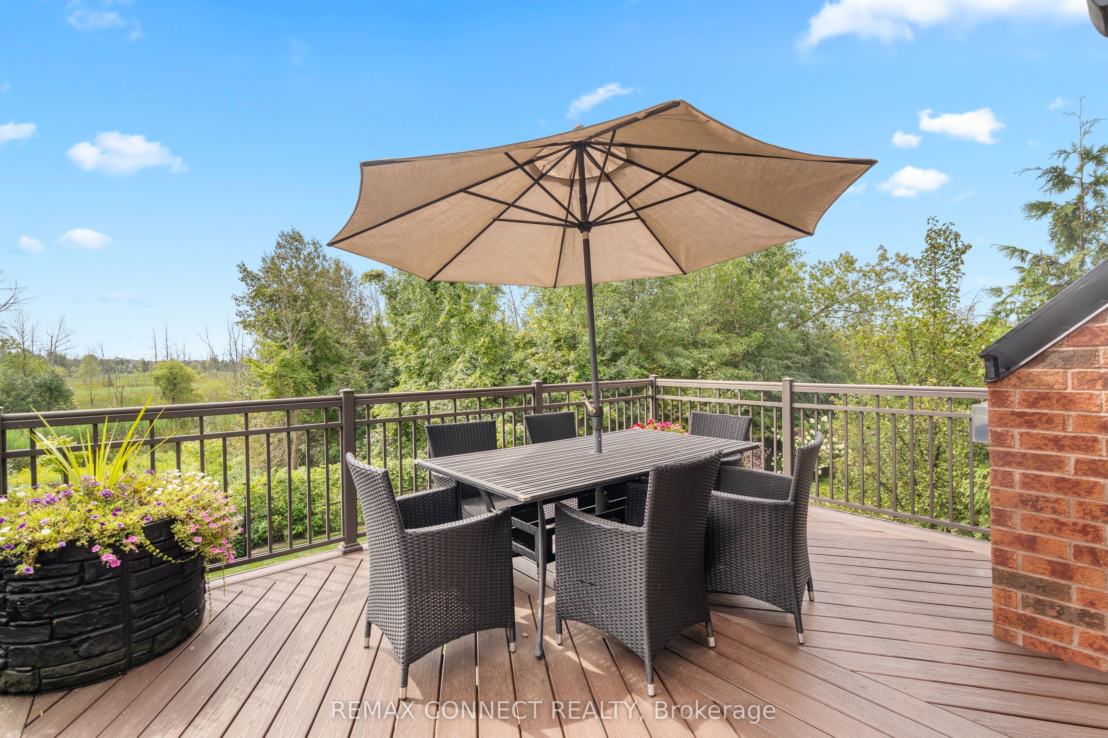 120 Sharplin Drive Property Photo 33
