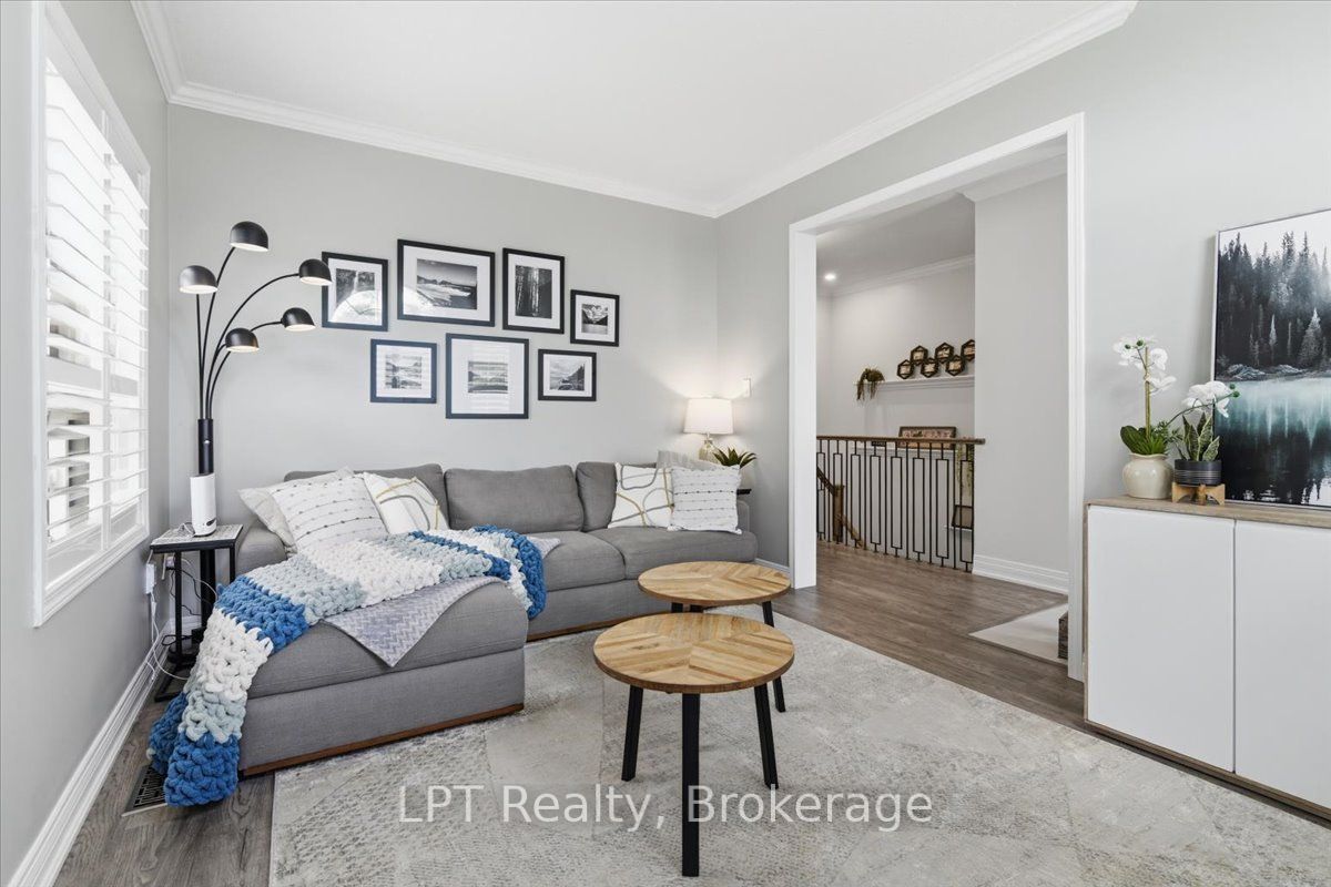 71 Laprade Square Property Photo 6
