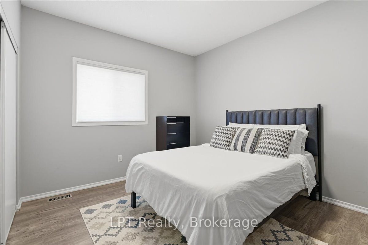 71 Laprade Square Property Photo 19