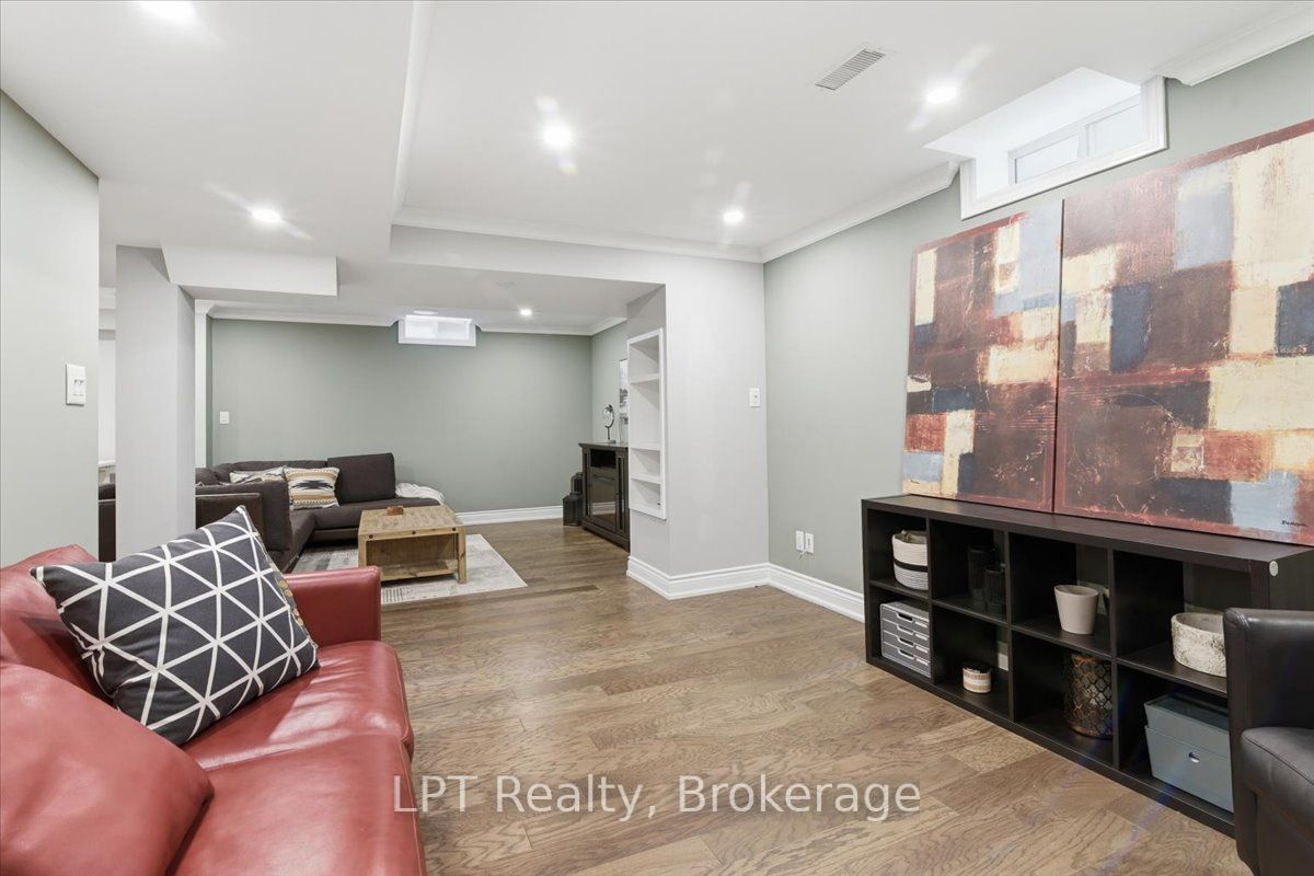71 Laprade Square Property Photo 24