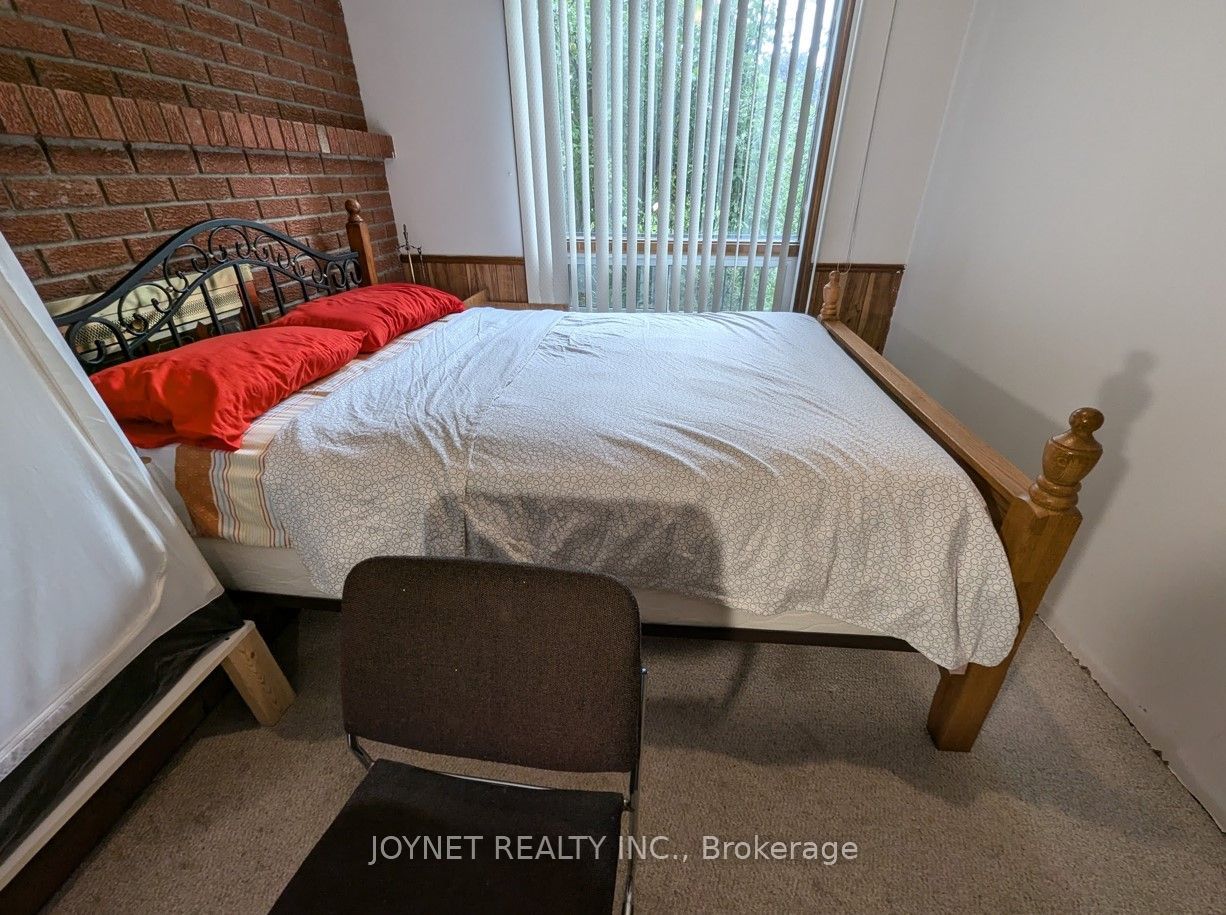 E13704392 Property Photo 10