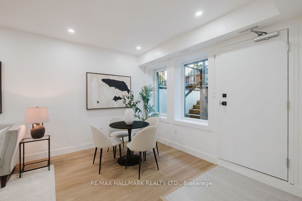 37 Milverton Boulevard Lower Property Photo 5