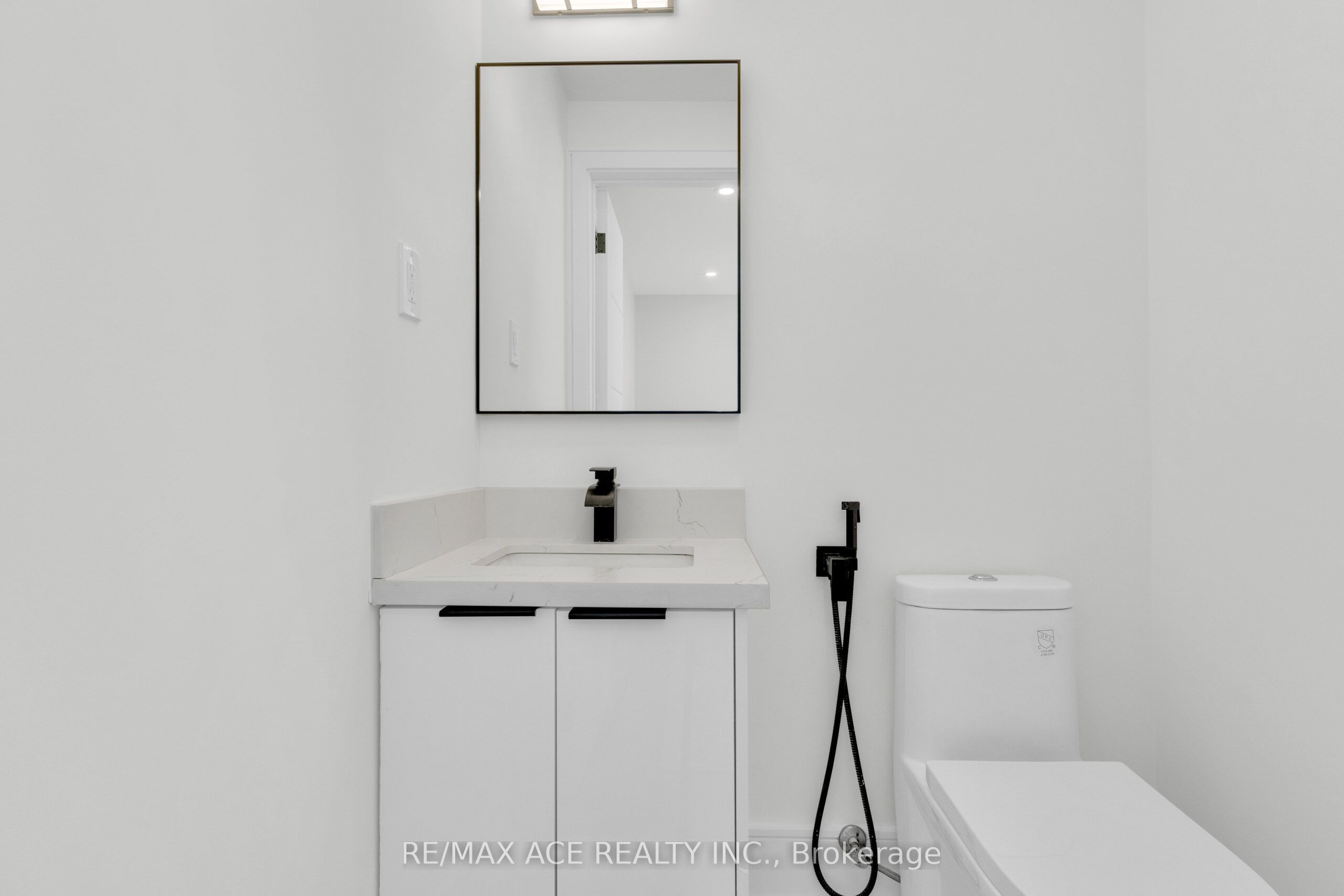 46 Sunnypoint Crescent Property Photo 29
