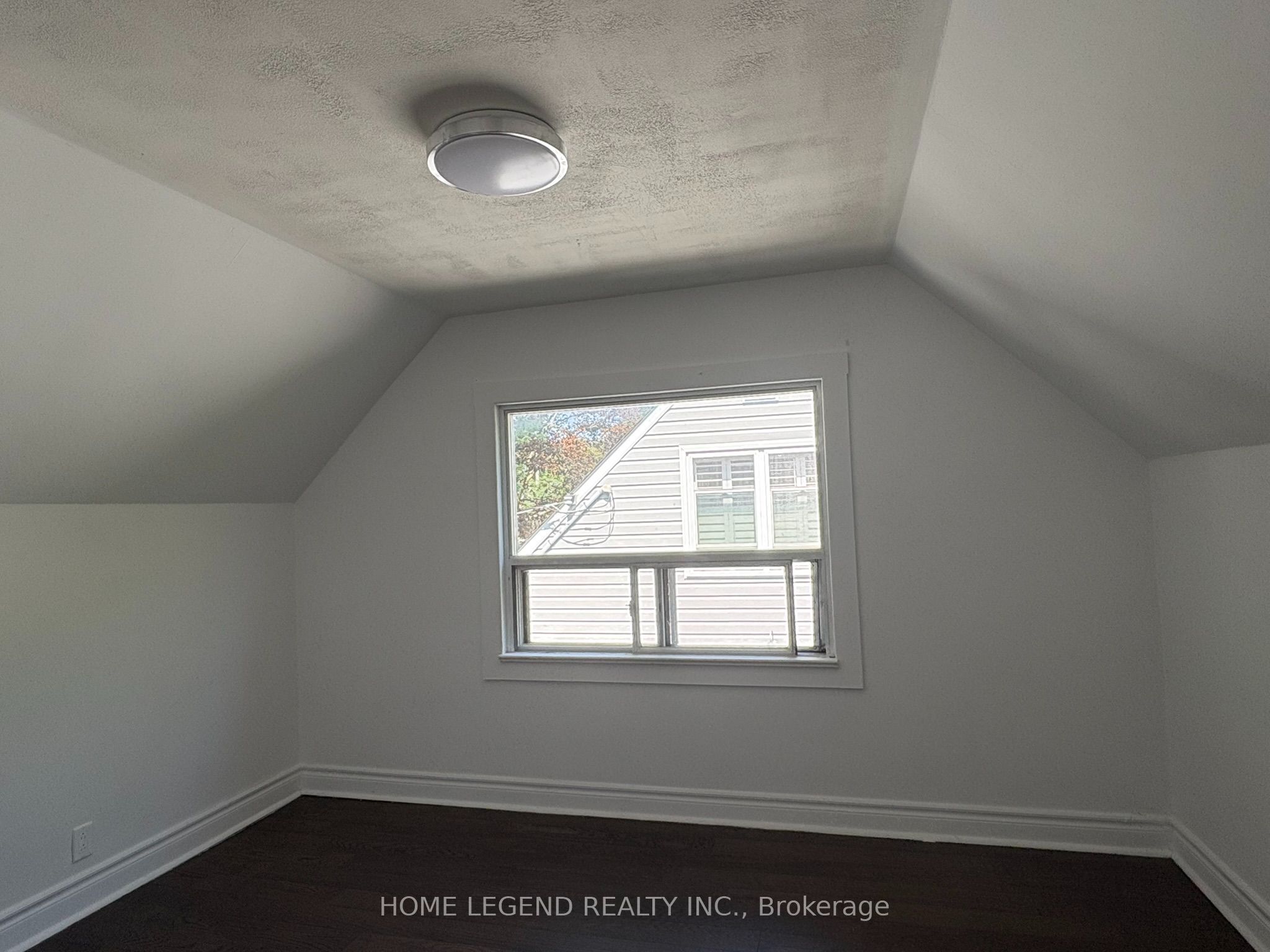 75 Gradwell Drive Property Photo 6