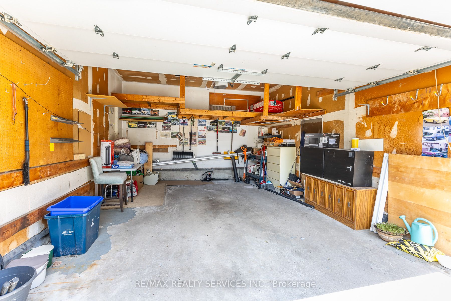 1217 Gloucester Square Property Photo 45