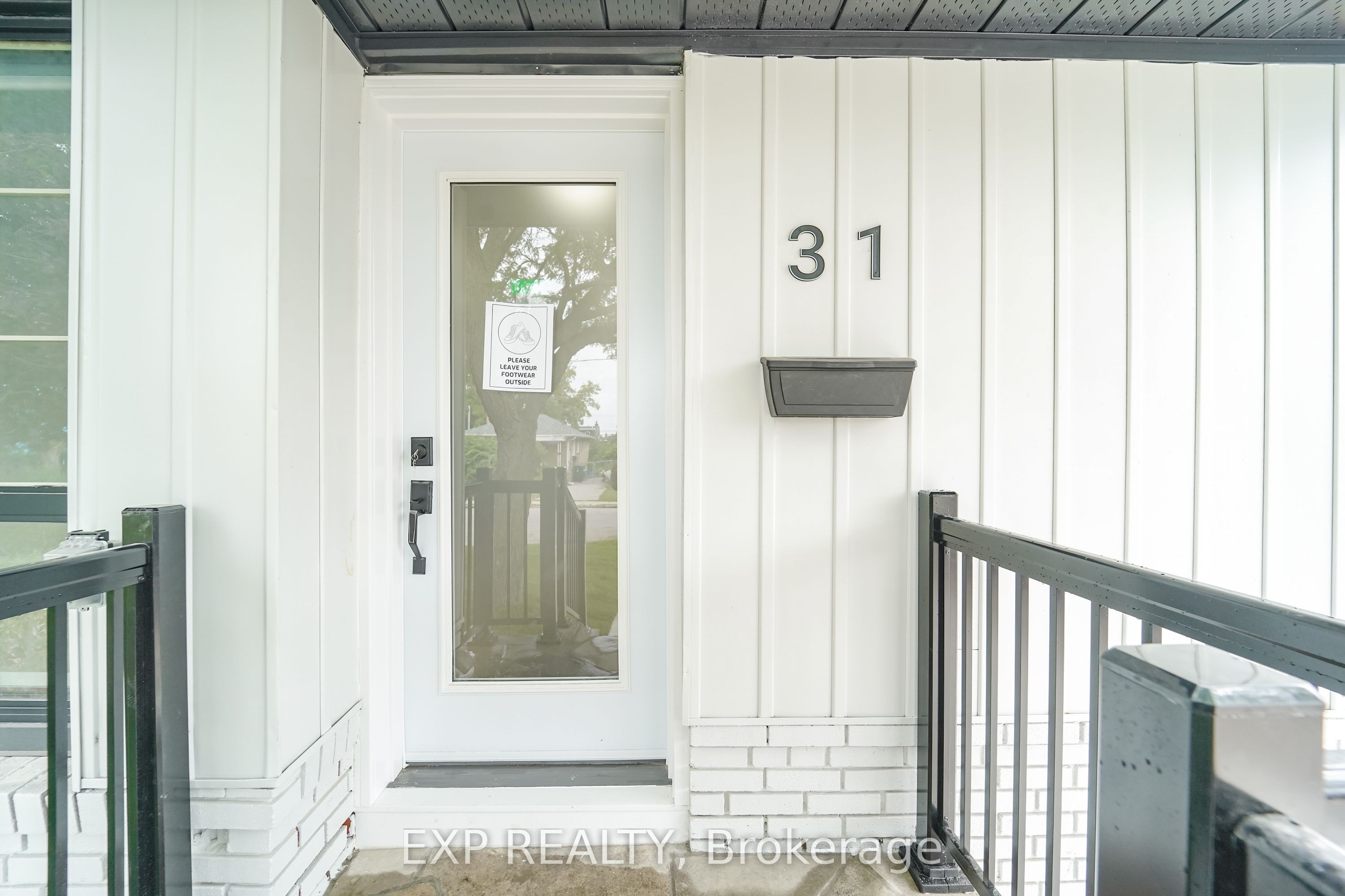 31a Laurel Avenue Property Photo 6