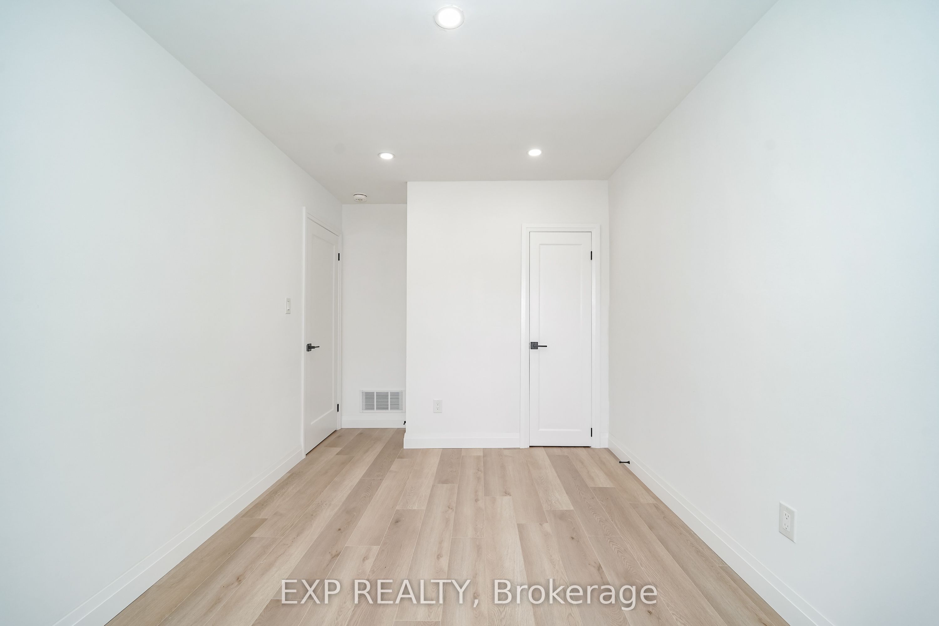 31a Laurel Avenue Property Photo 23