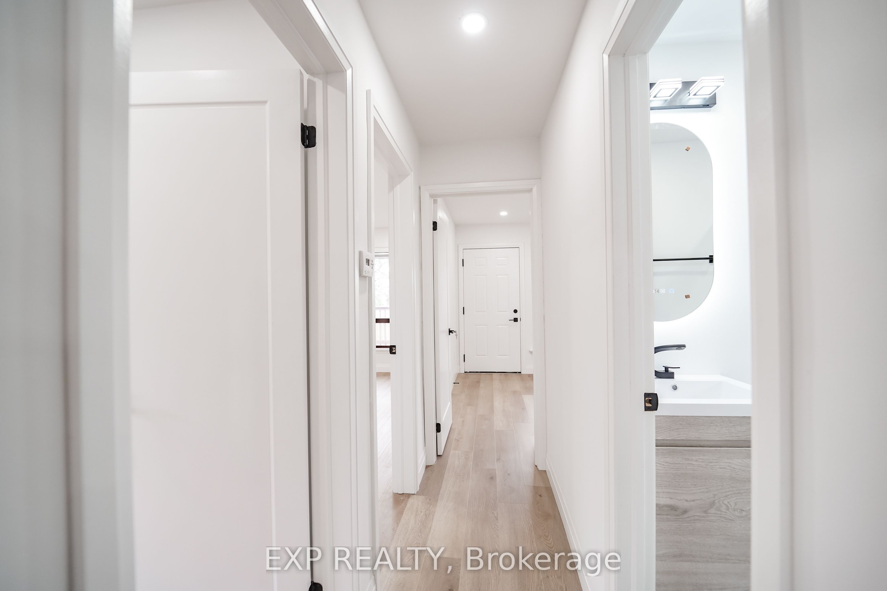 31a Laurel Avenue Property Photo 25