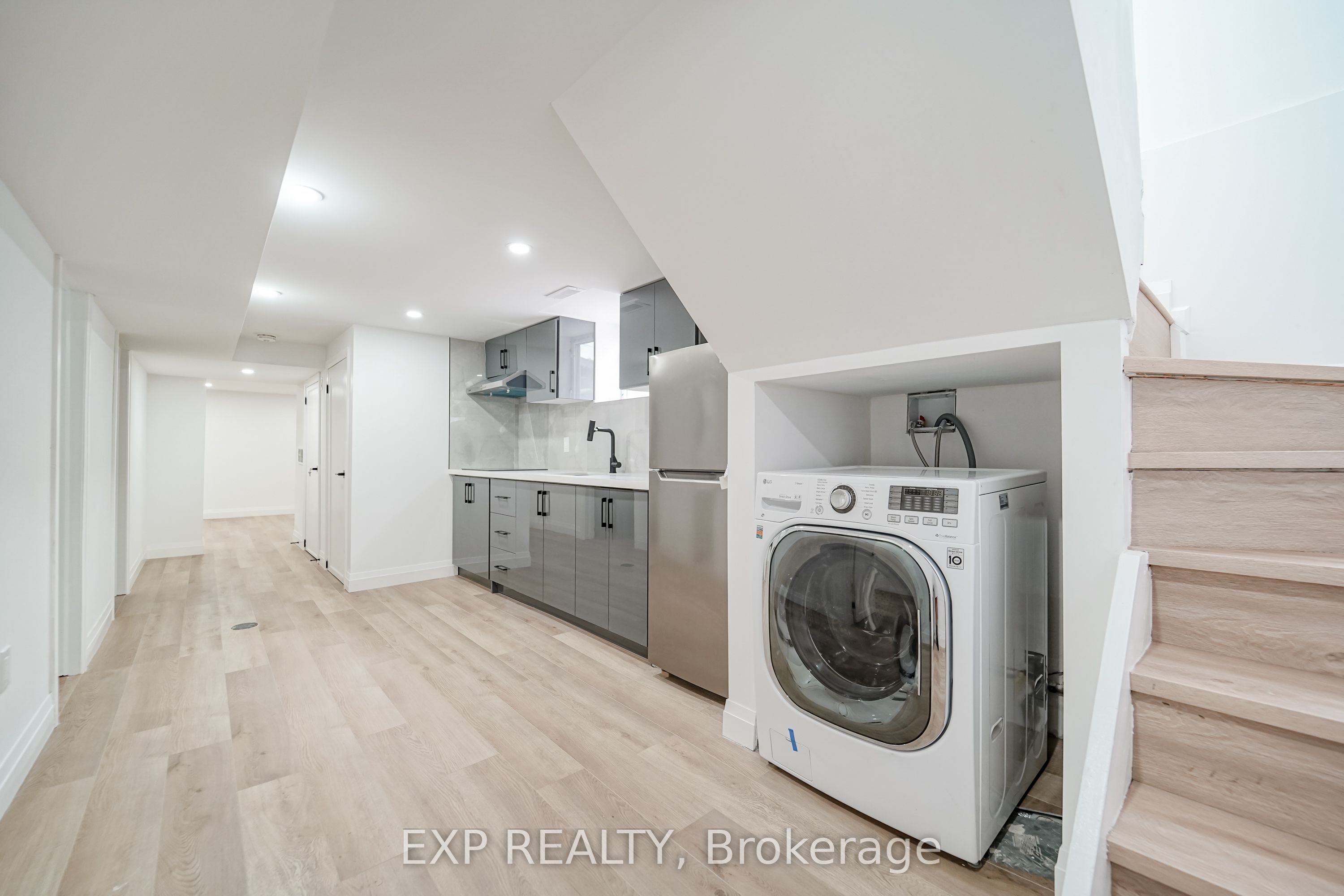 31a Laurel Avenue Property Photo 27