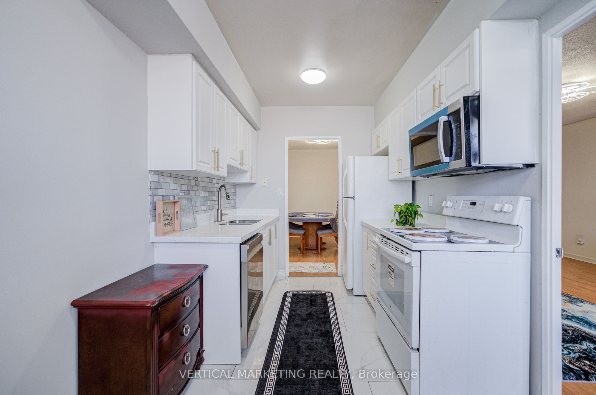 20 Gilder Drive E Ph07 Property Photo 15