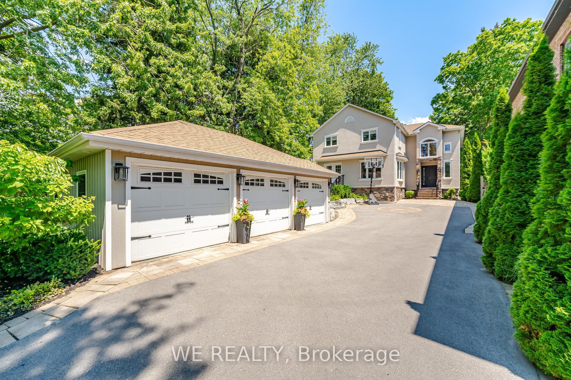 1829 Appleview Road Property Photo 1