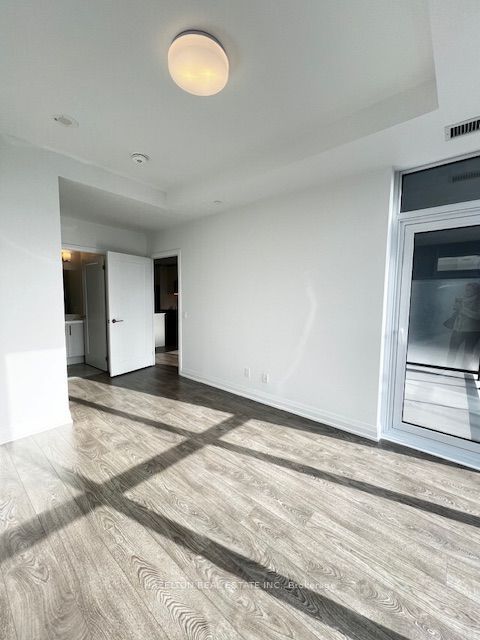 286 Main Street 412 Property Photo 9