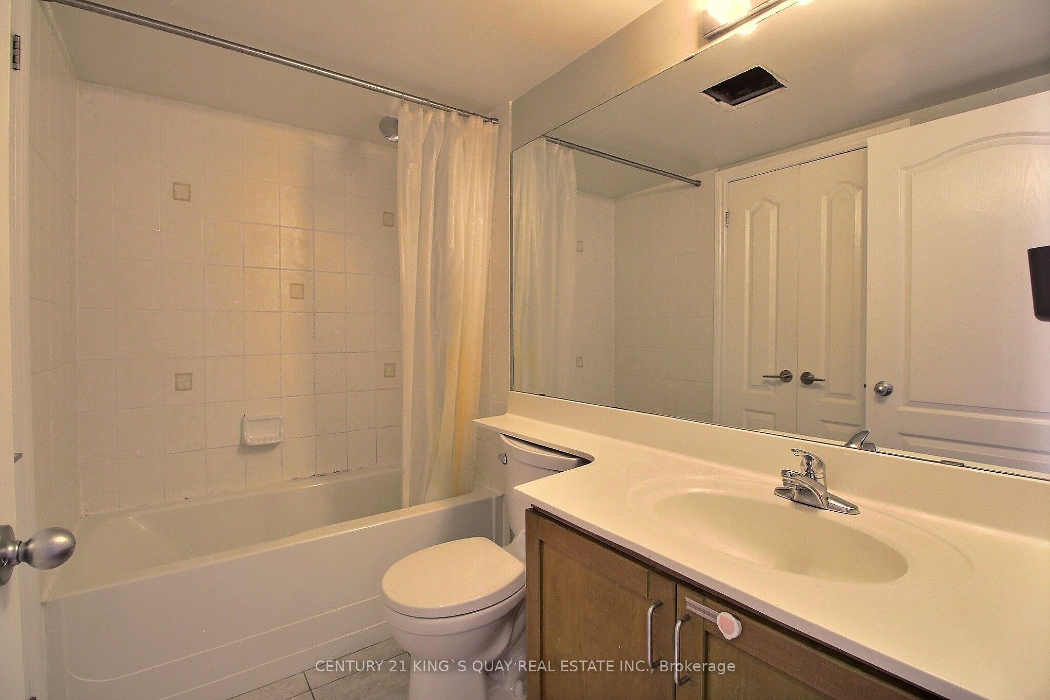 60 Brian Harrison Way 2205 Property Photo 7