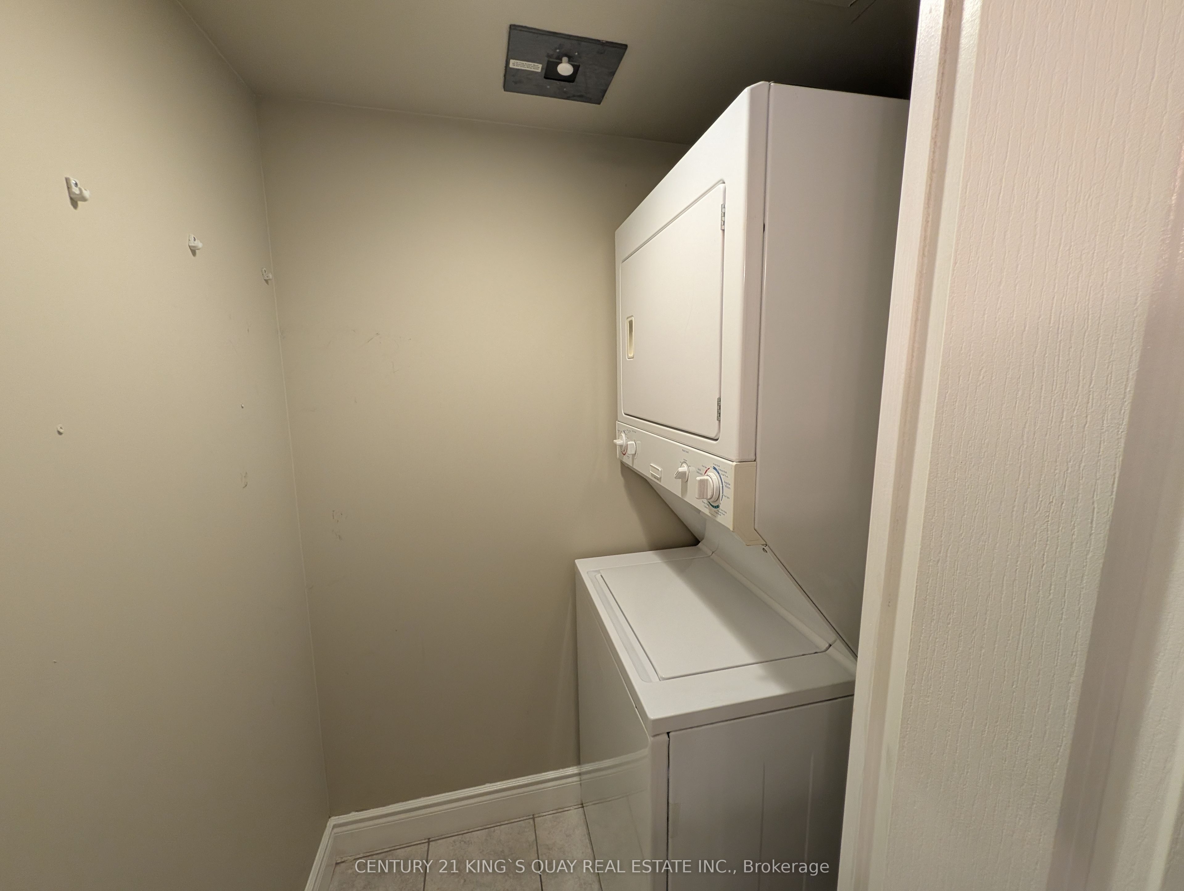 60 Brian Harrison Way 2205 Property Photo 8