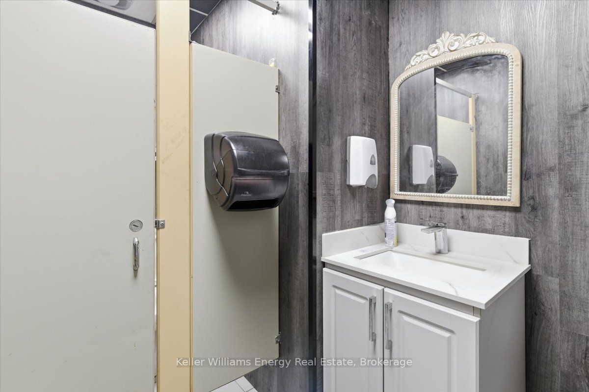 1540 Dundas Street E B1 Property Photo 10