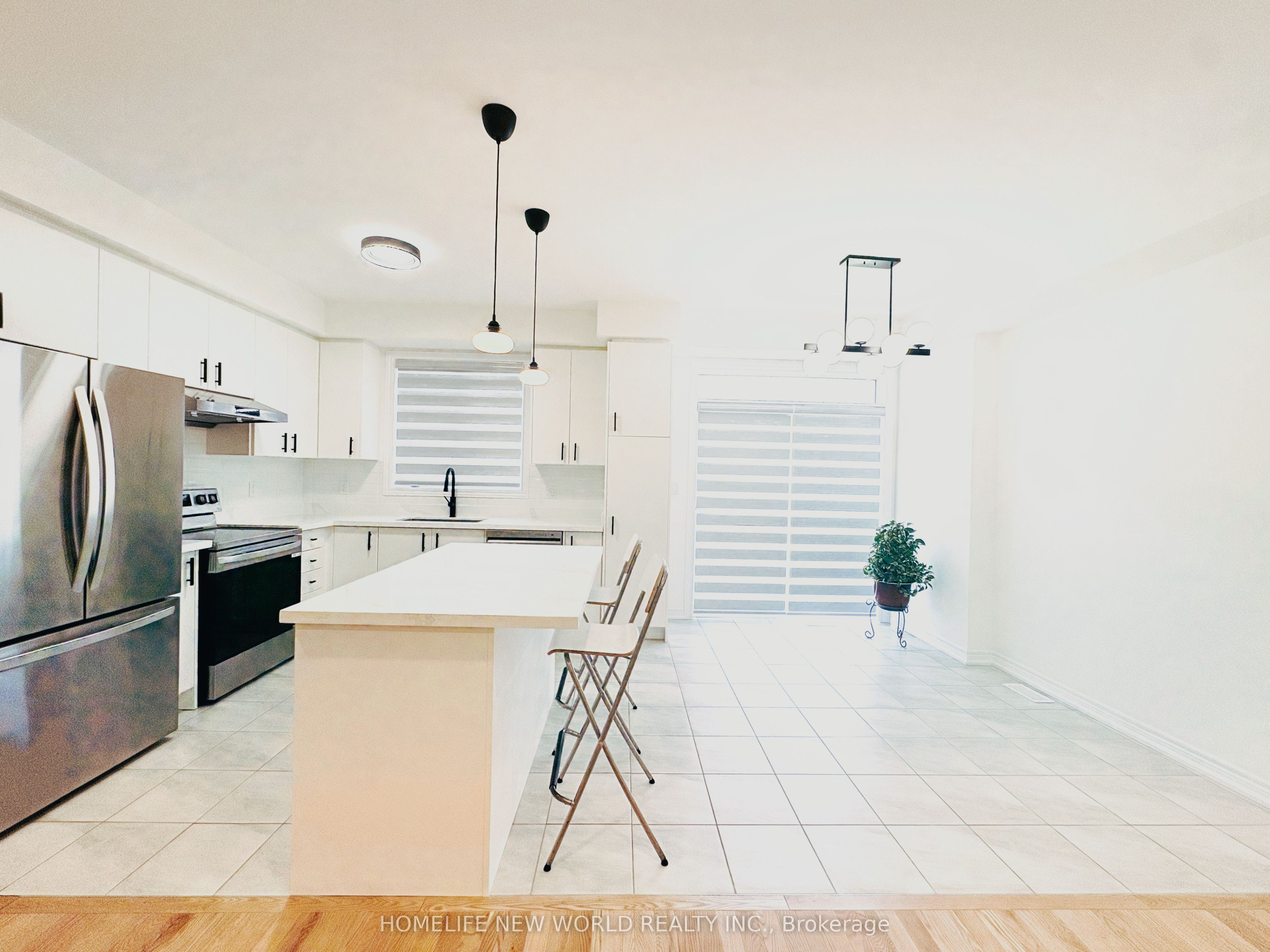 966 Cormorant Path Property Photo 12