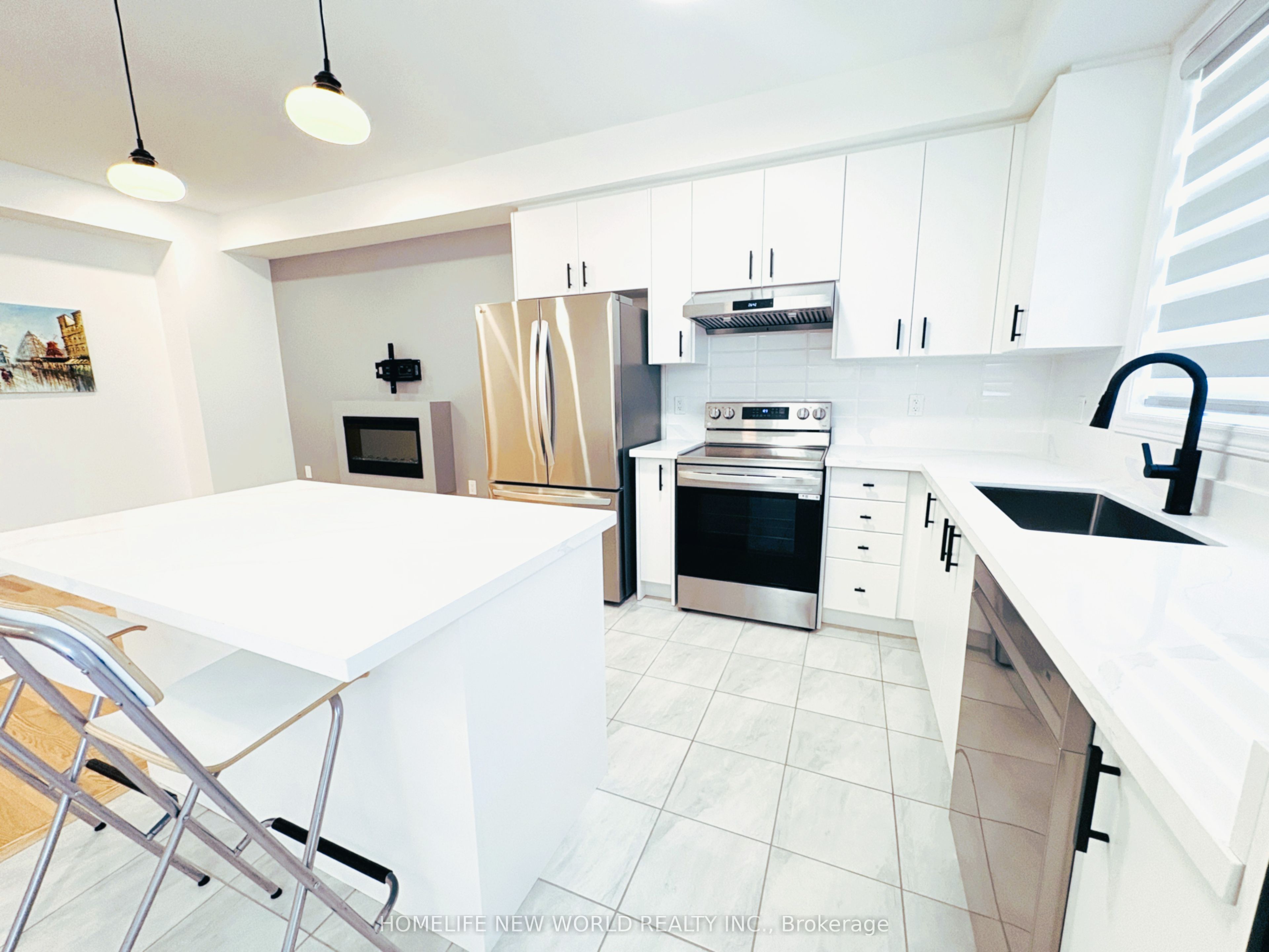 966 Cormorant Path Property Photo 13