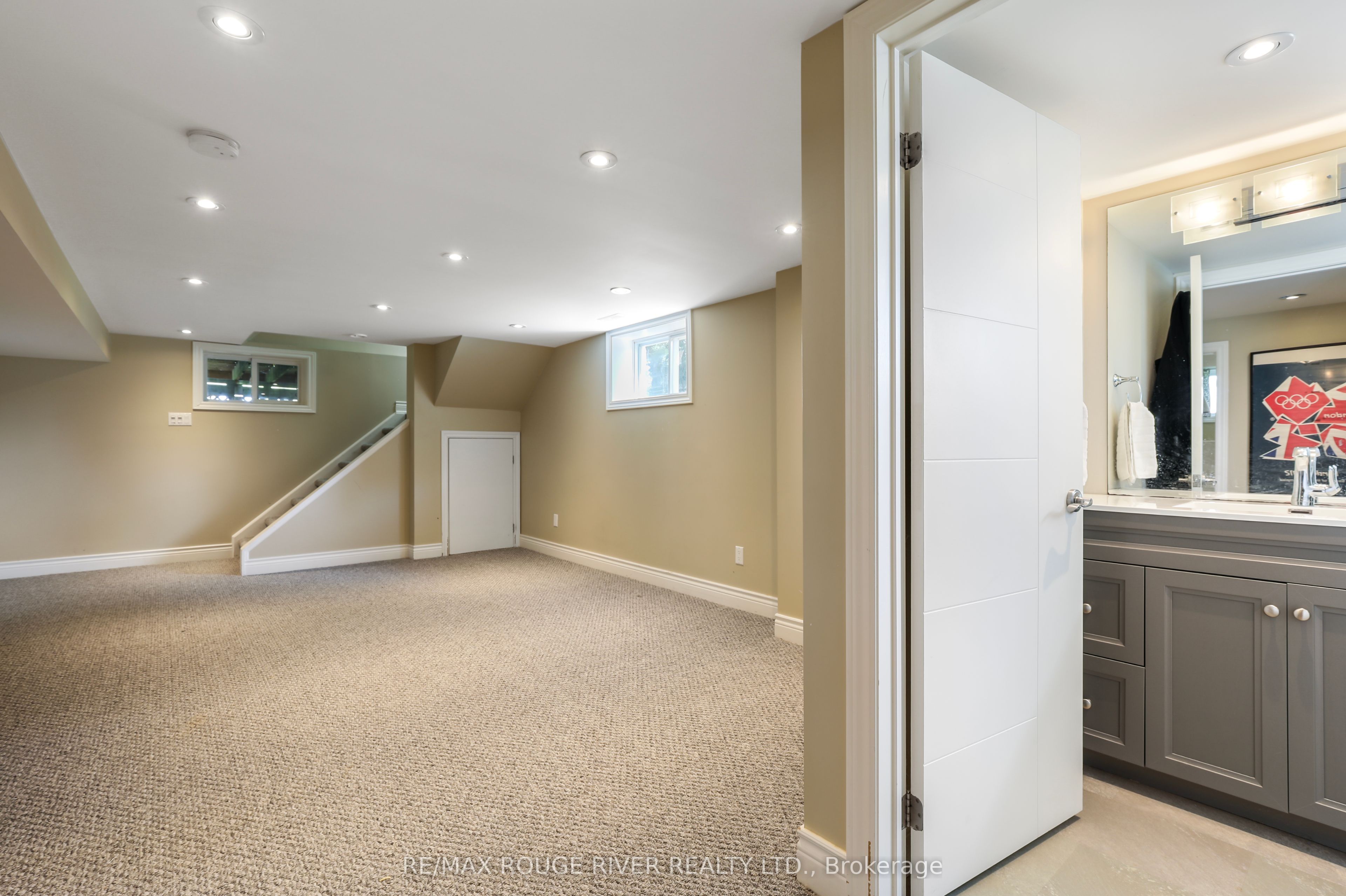 109 Elgin Street Property Photo 28