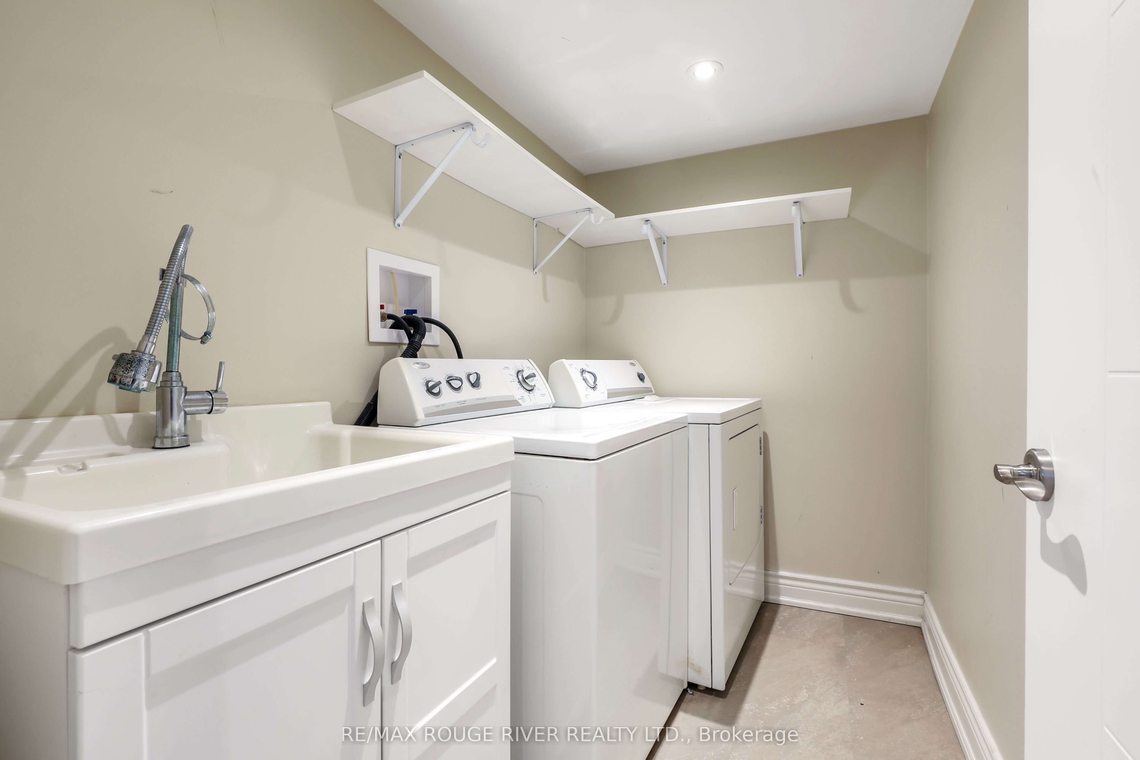 109 Elgin Street Property Photo 29