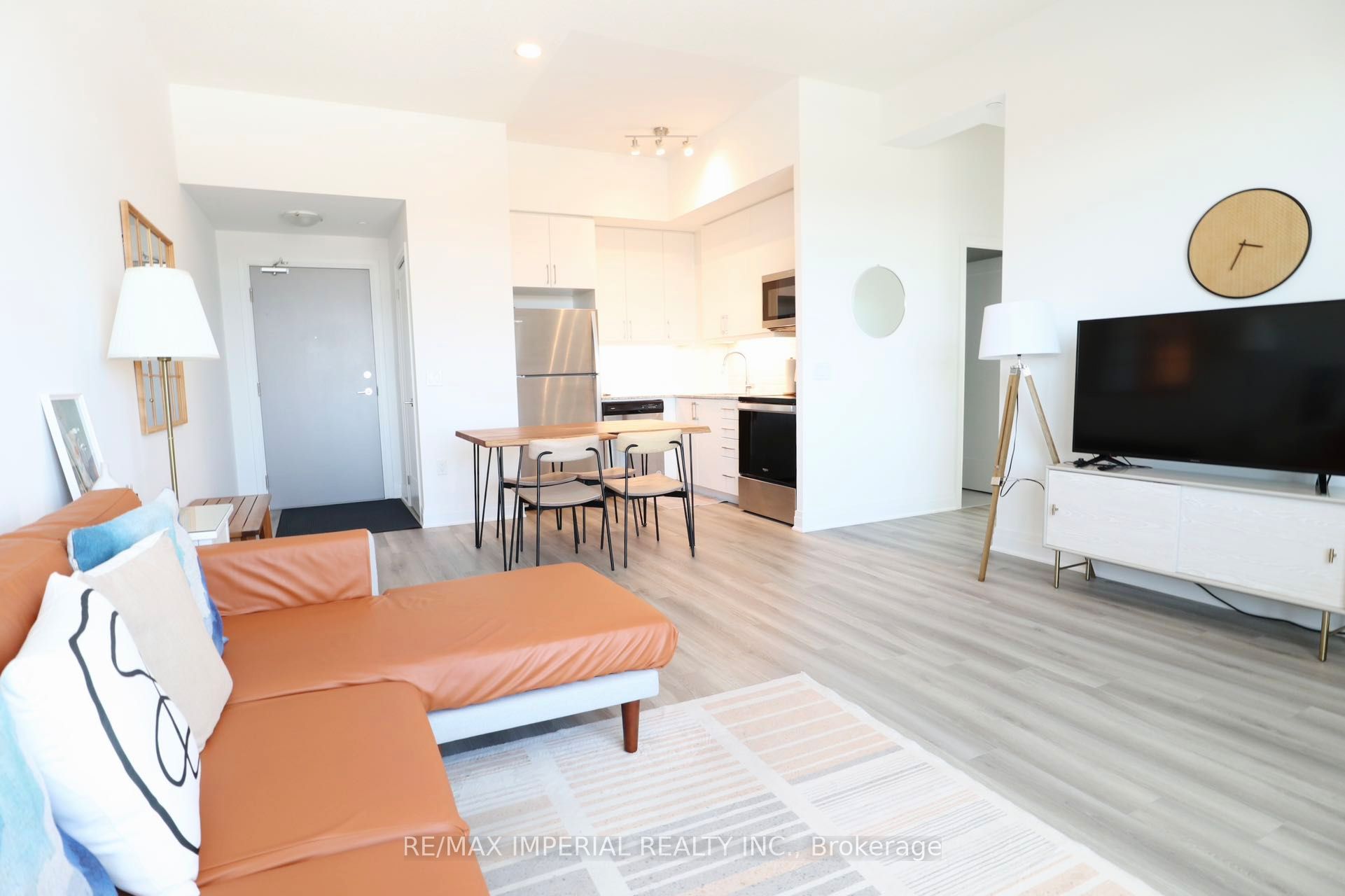 3220 Sheppard Avenue E 402 Property Photo 5