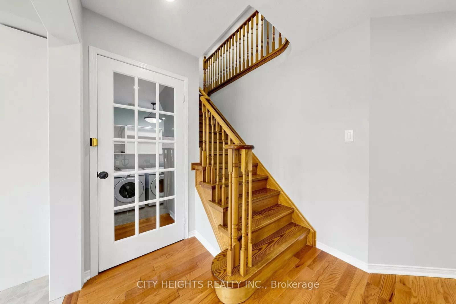 58 Bradbury Crescent Upper Property Photo 19