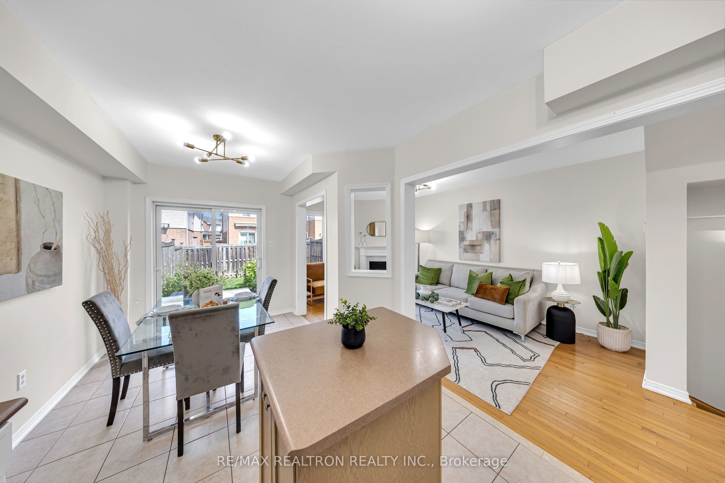 95 Beer Crescent Property Photo 5