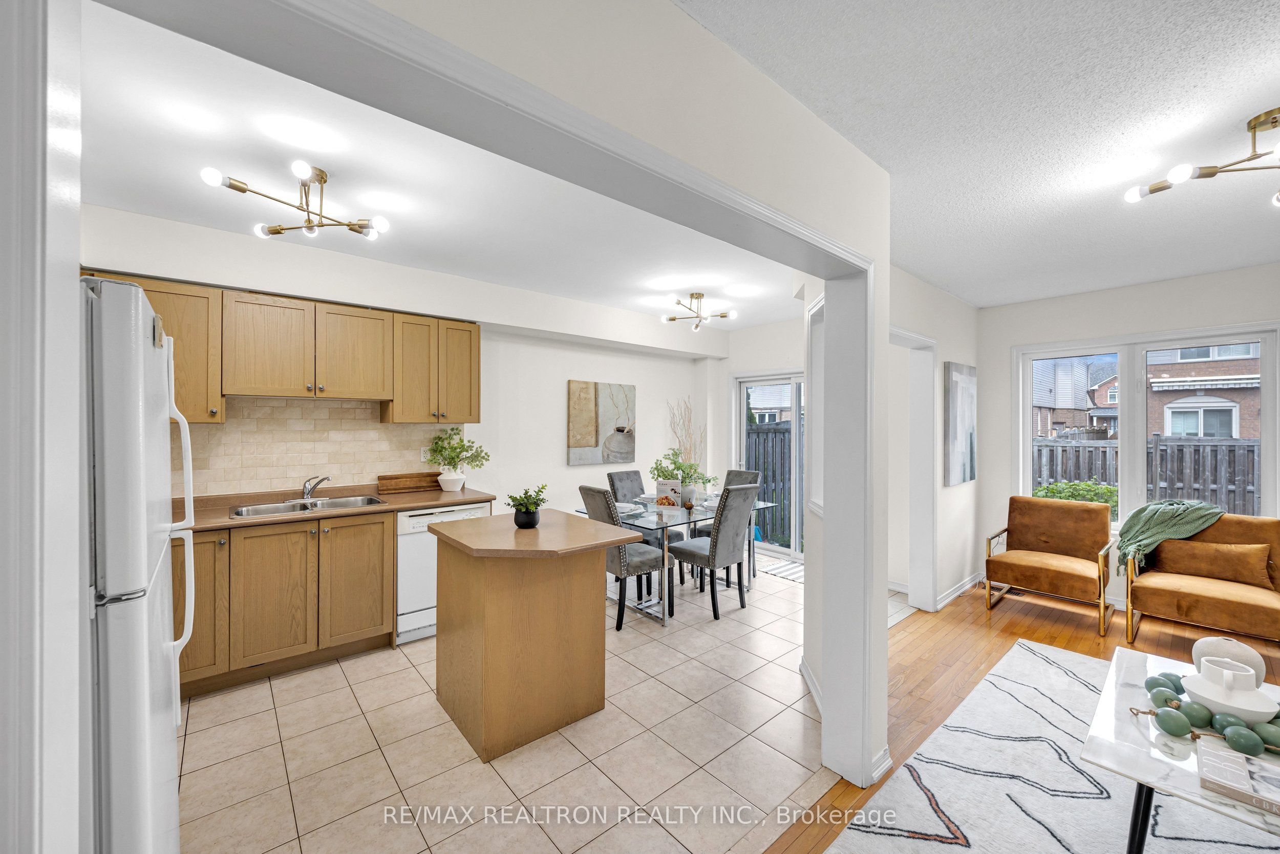 95 Beer Crescent Property Photo 8