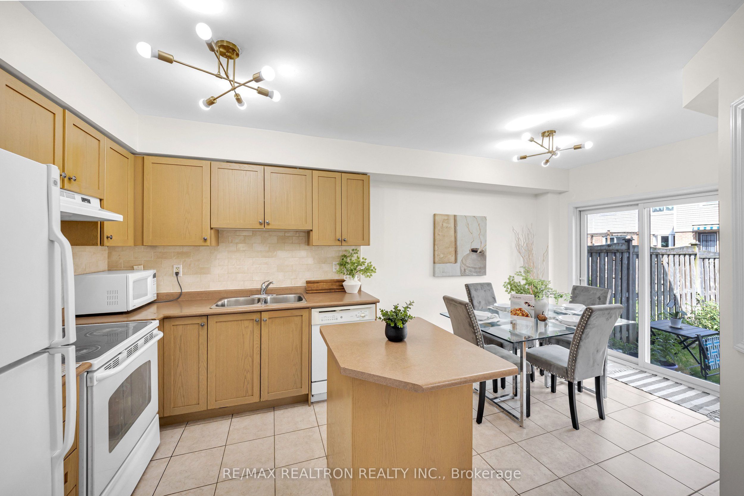 95 Beer Crescent Property Photo 10