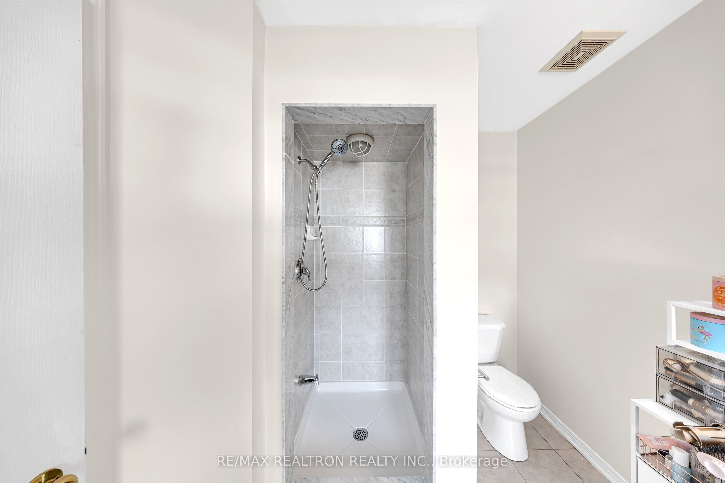 95 Beer Crescent Property Photo 19