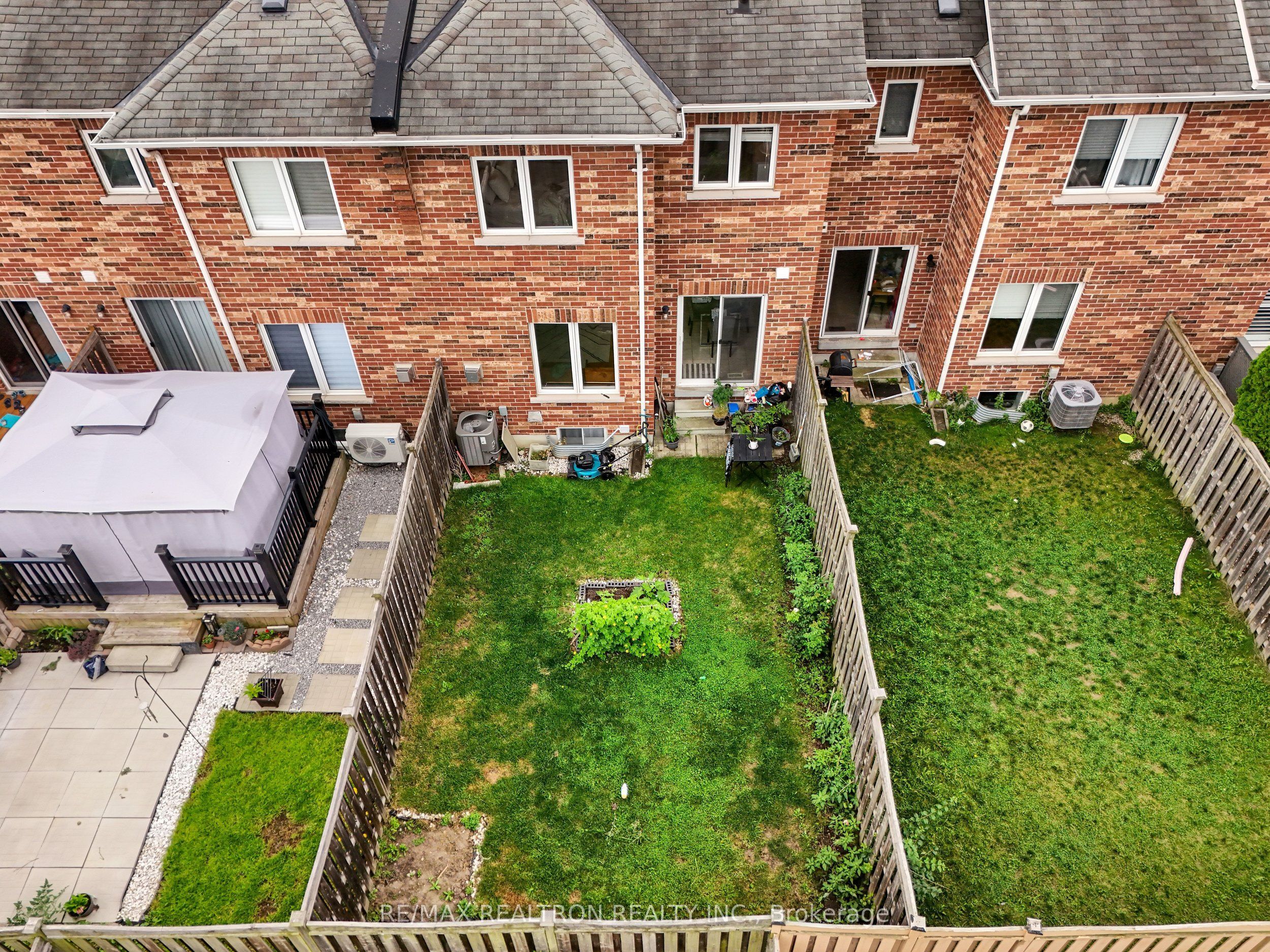 95 Beer Crescent Property Photo 31