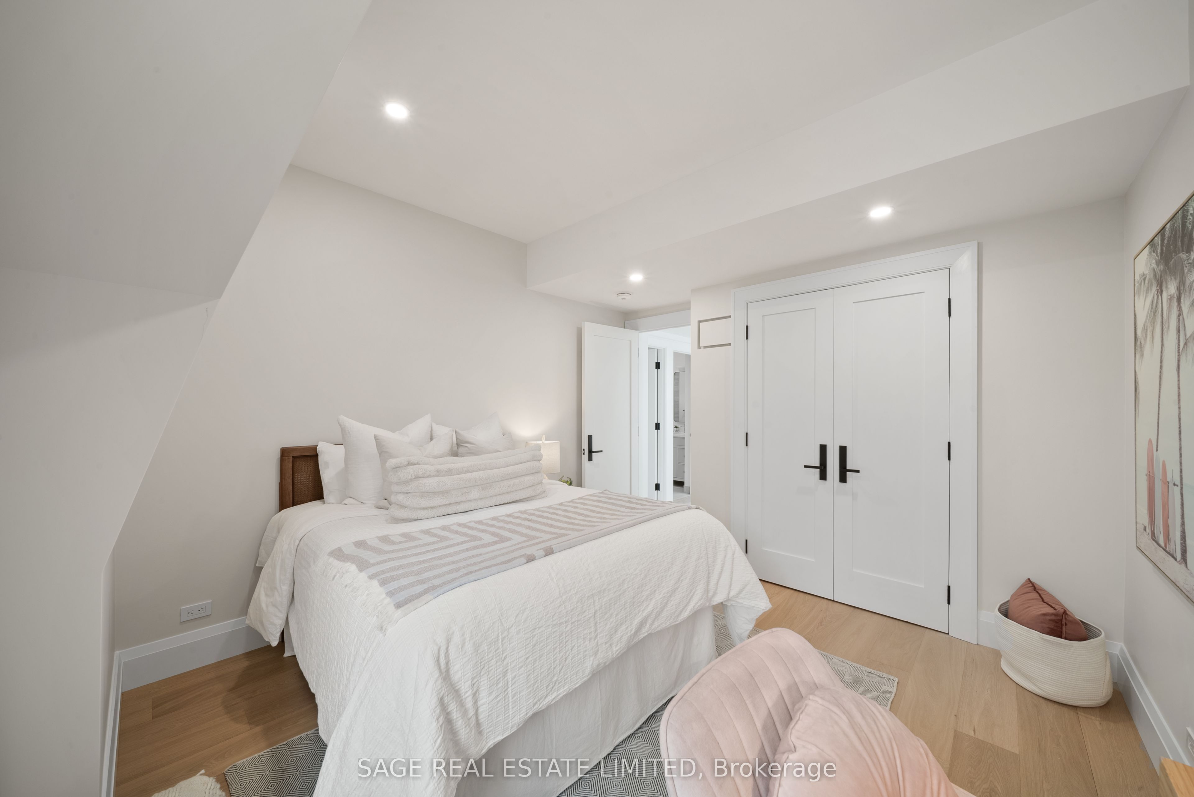 116 Lee Avenue Property Photo 26