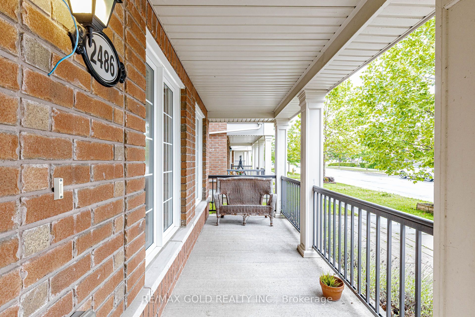2486 William Jackson Drive Property Photo 3