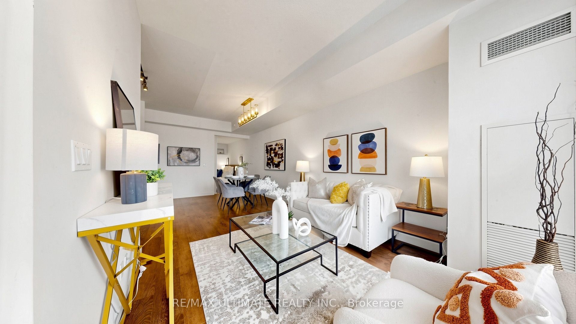 2055 Danforth Avenue 404 Property Photo 13